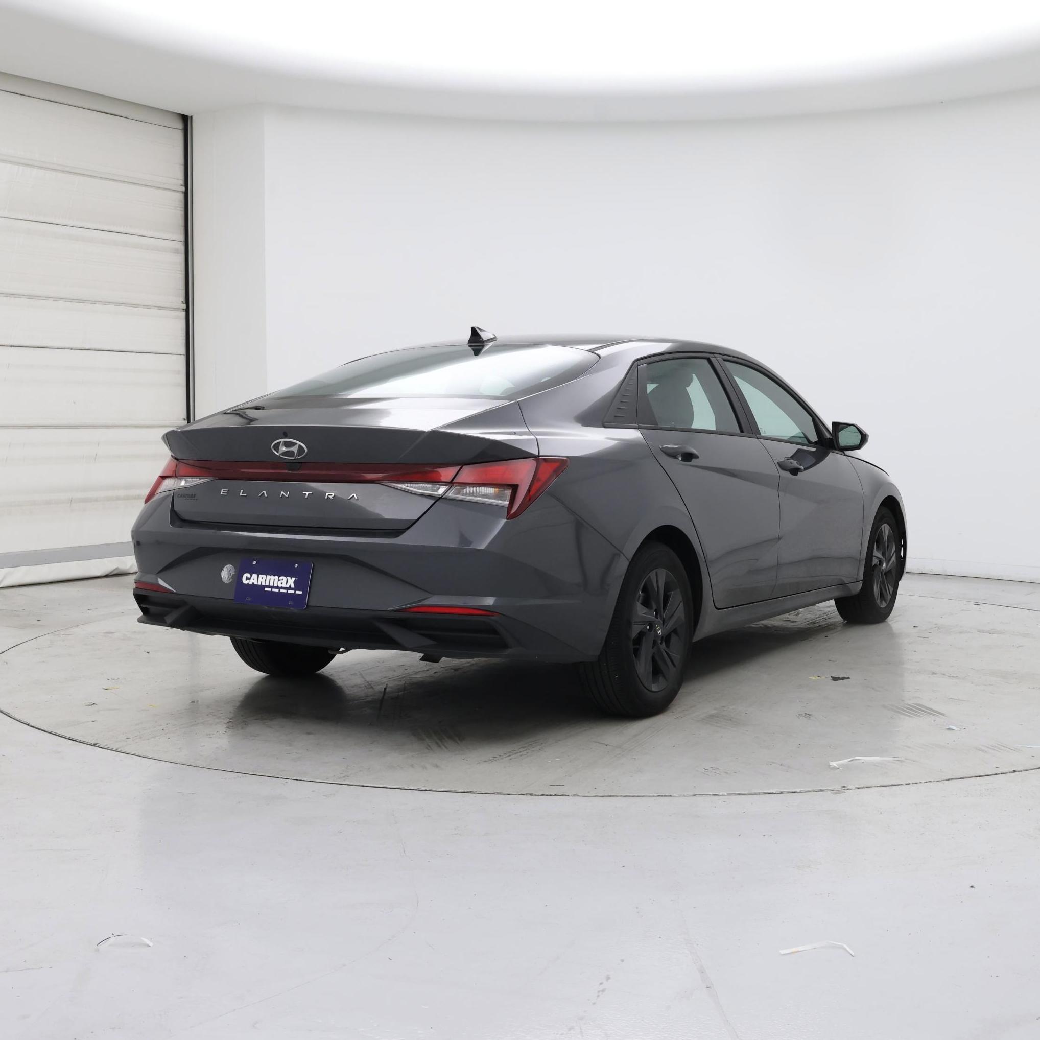 Thumbnail: 2023 Hyundai Elantra - 8