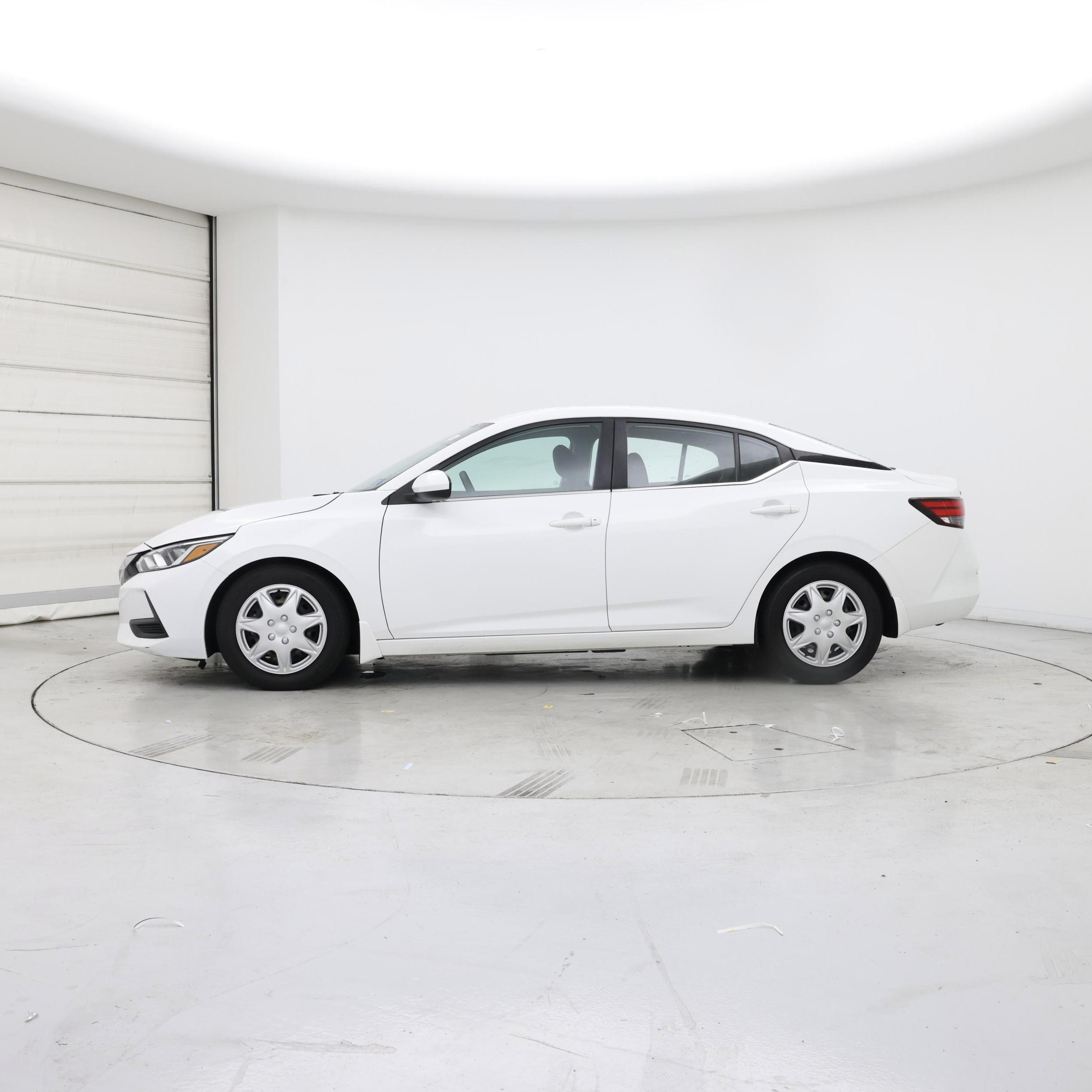 Thumbnail: 2020 Nissan Sentra - 3