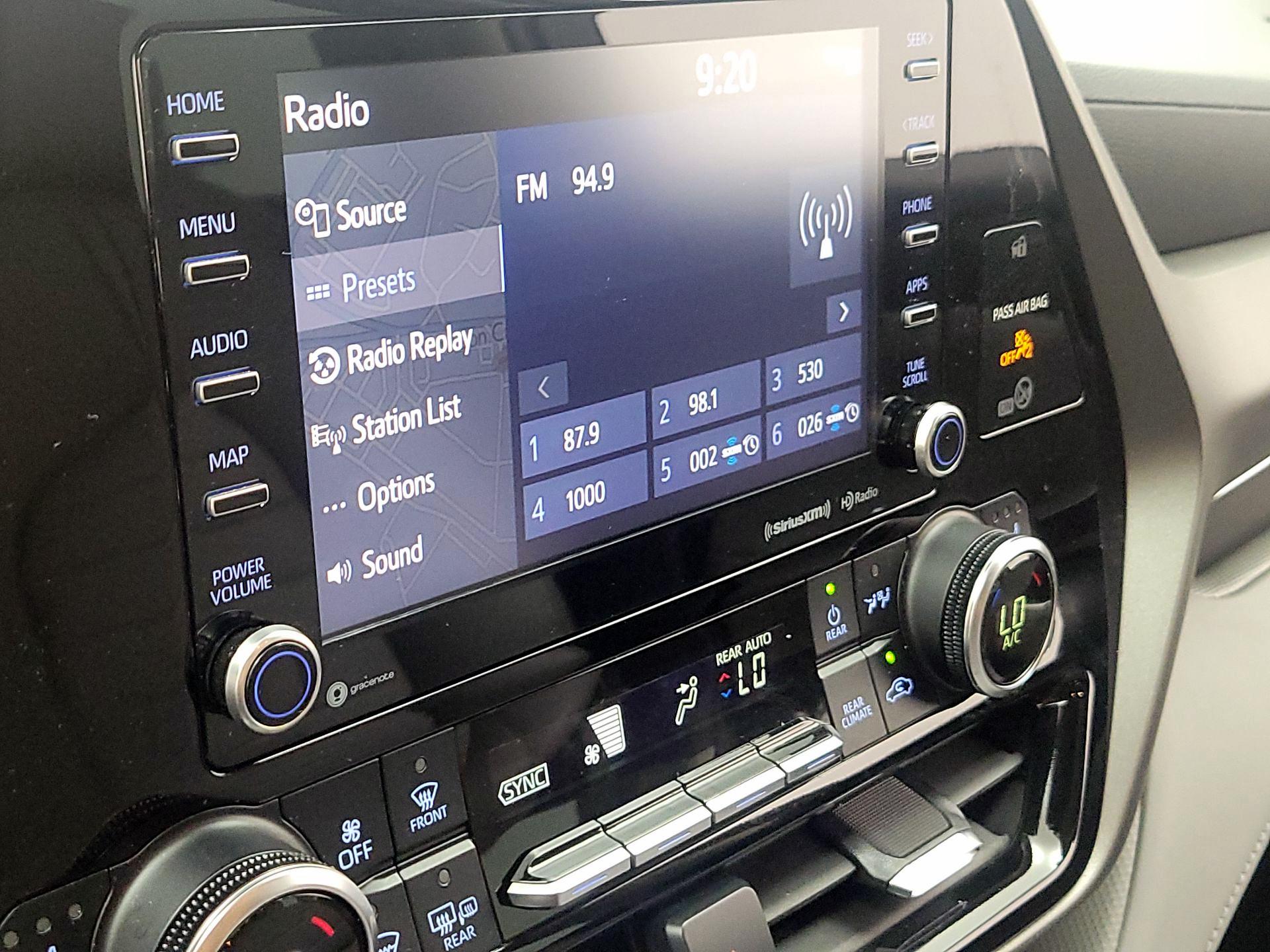 Thumbnail: 2021 Toyota Highlander - 15