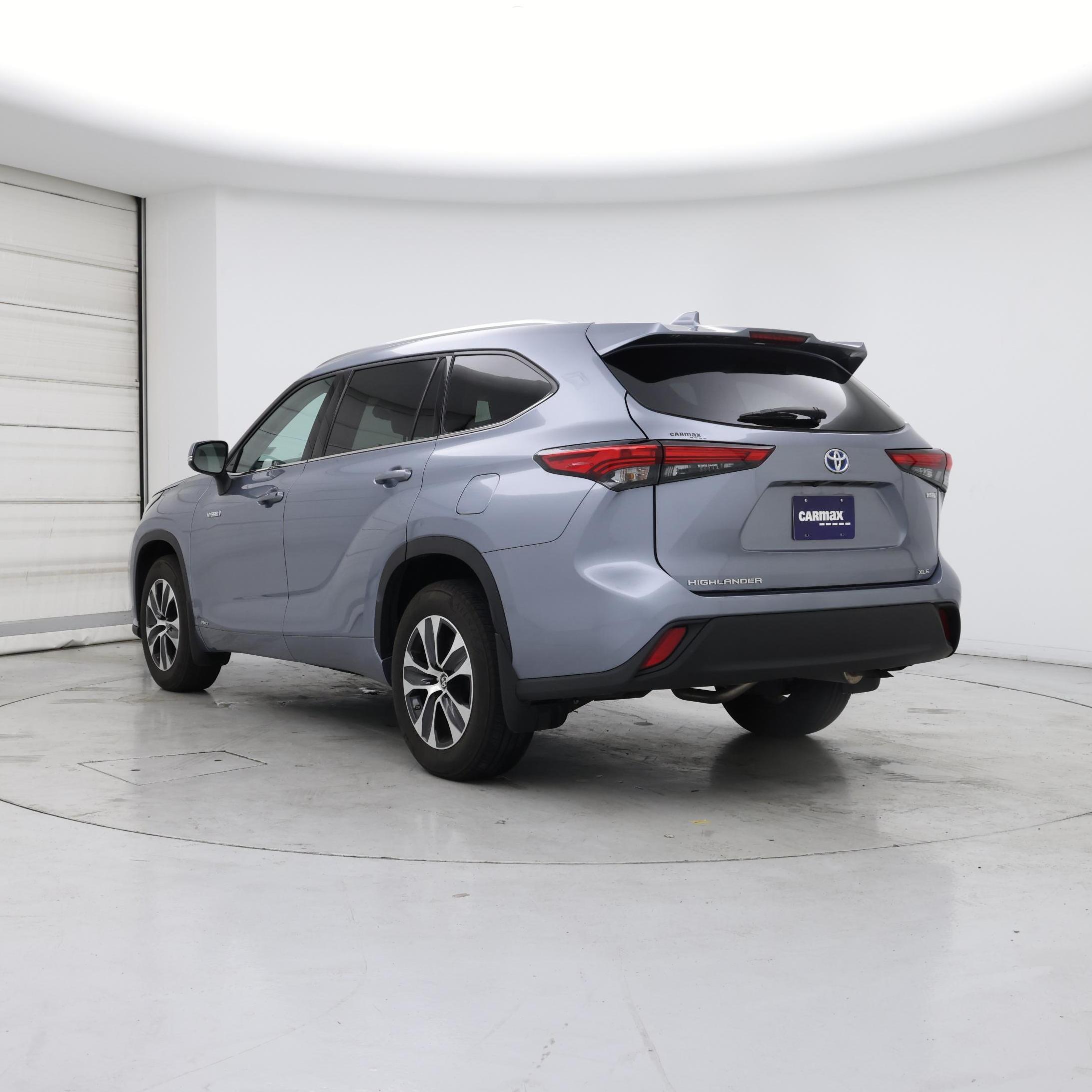 Thumbnail: 2021 Toyota Highlander - 2