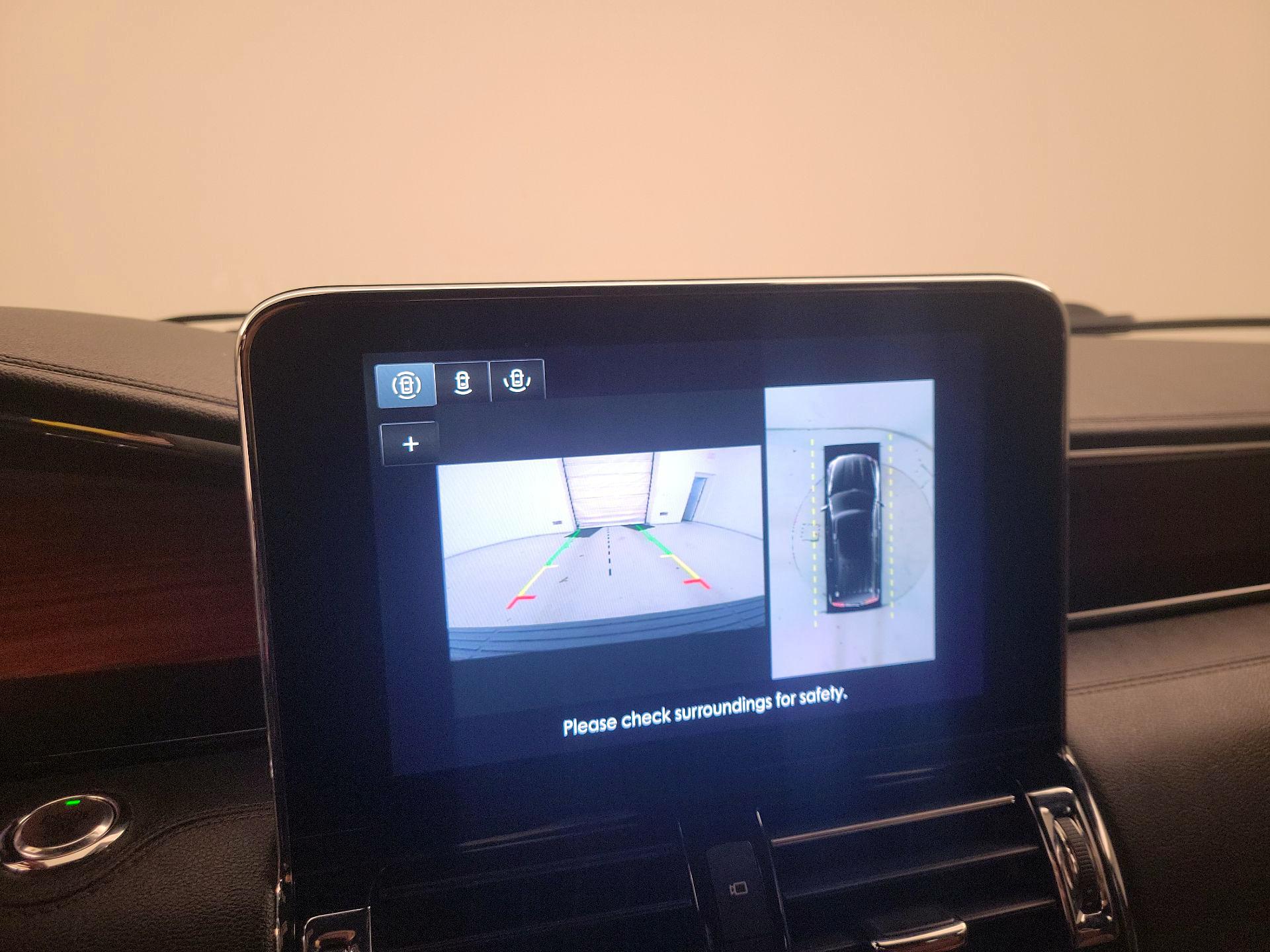 Thumbnail: 2021 Lincoln Navigator L - 15