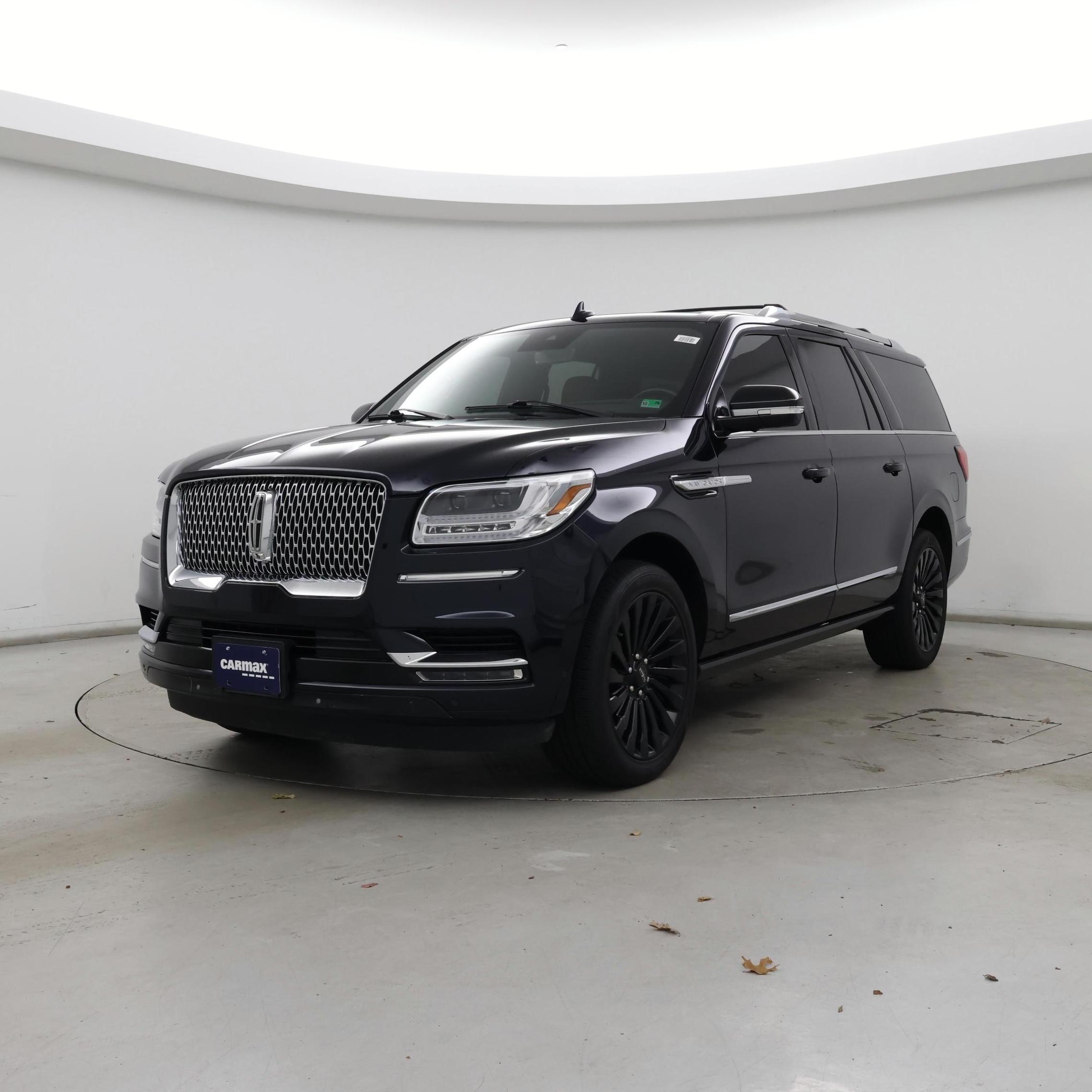 Thumbnail: 2021 Lincoln Navigator L - 4