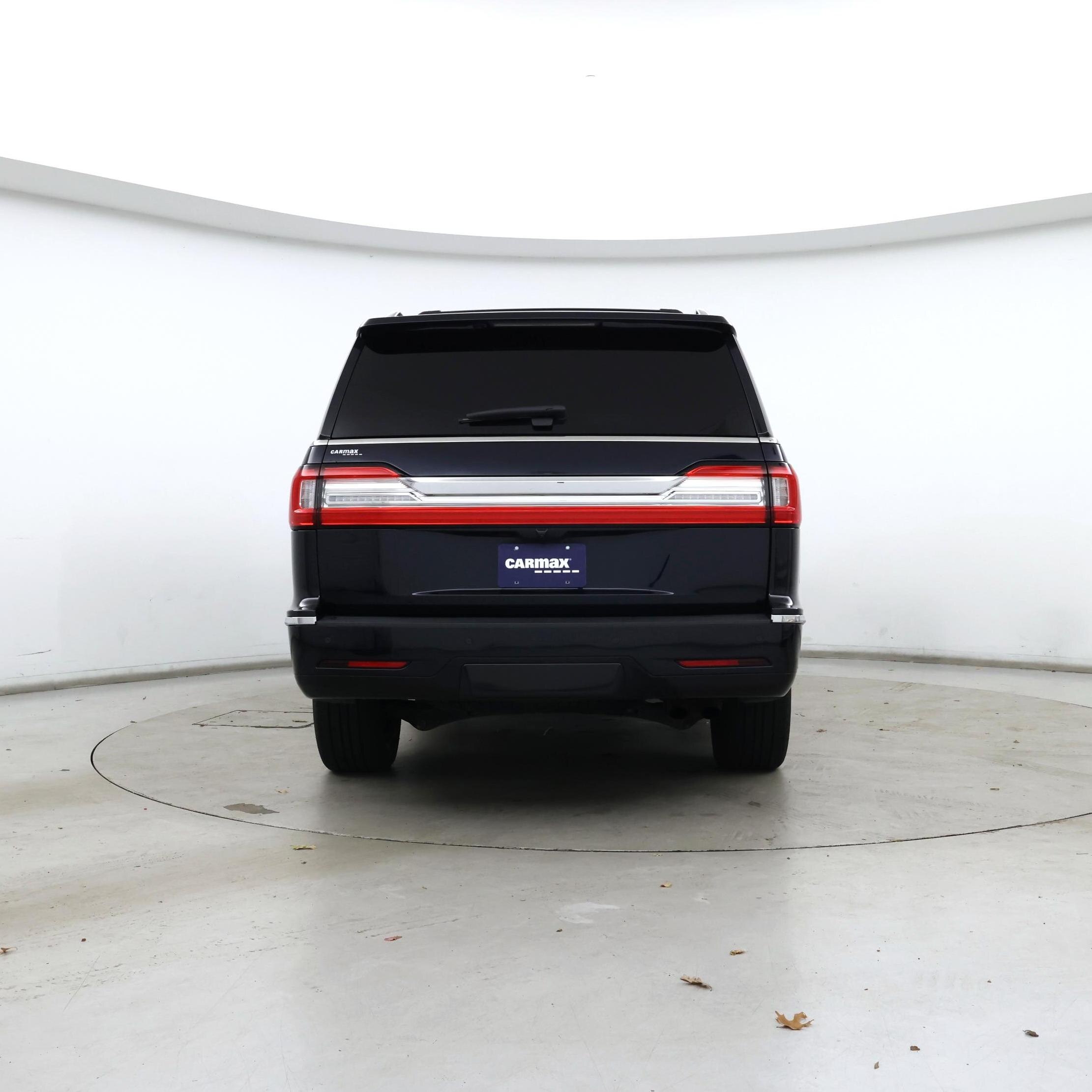 Thumbnail: 2021 Lincoln Navigator L - 6