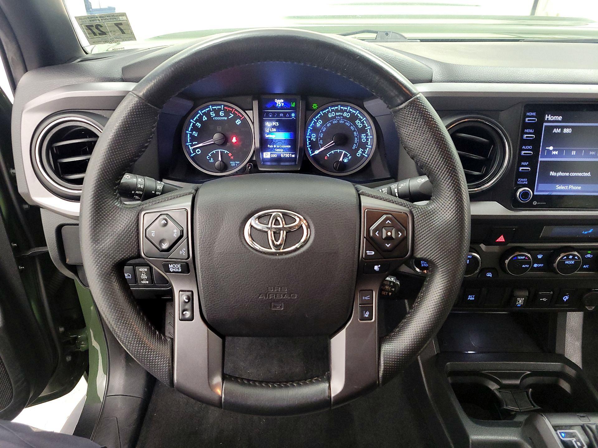 Thumbnail: 2022 Toyota Tacoma - 10