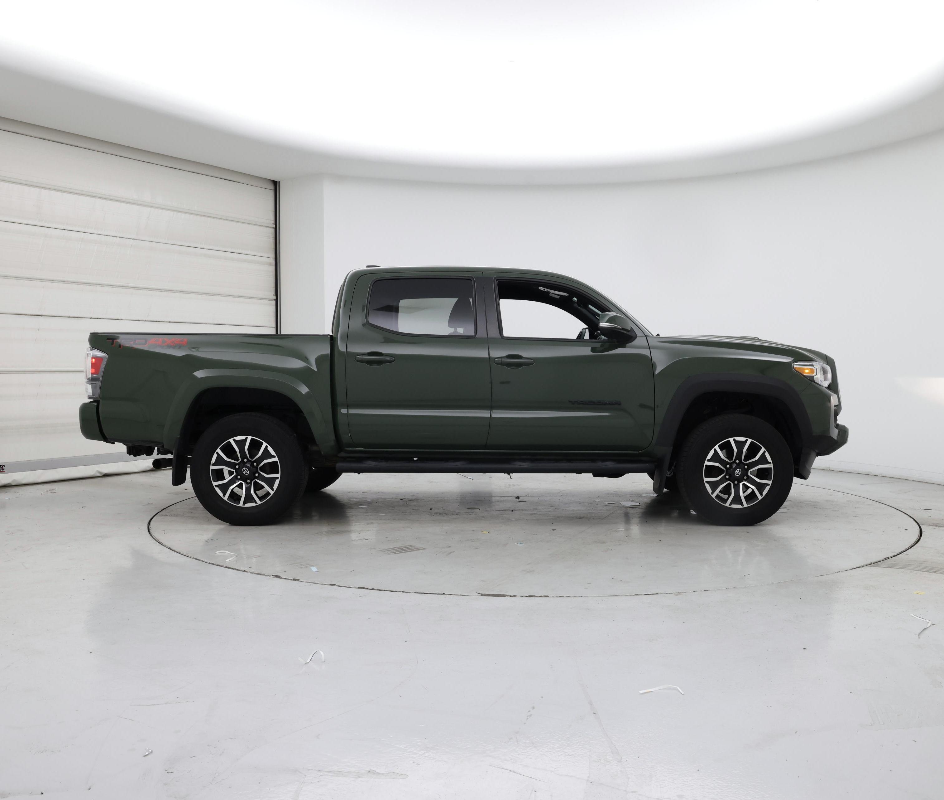 Thumbnail: 2022 Toyota Tacoma - 7
