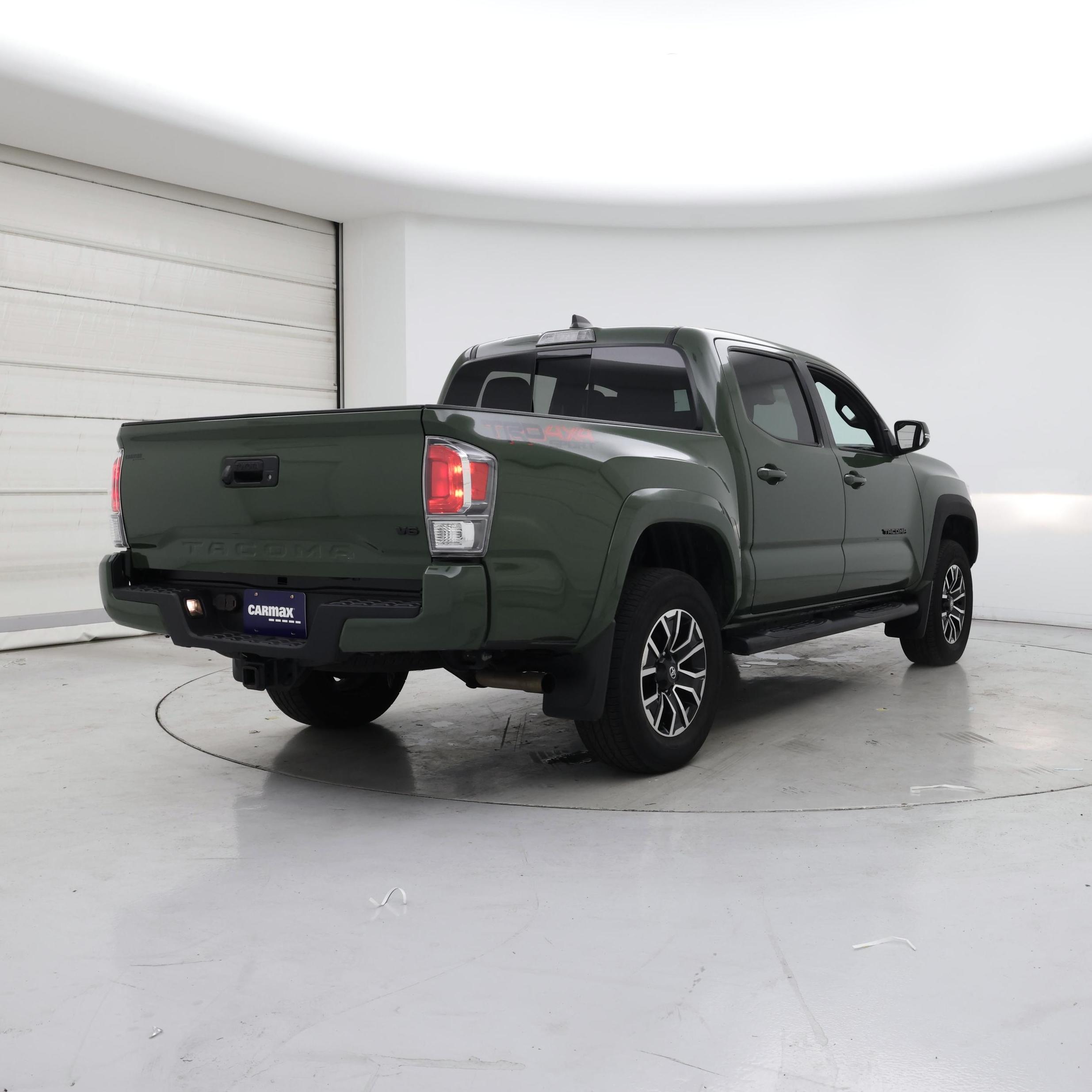 Thumbnail: 2022 Toyota Tacoma - 8