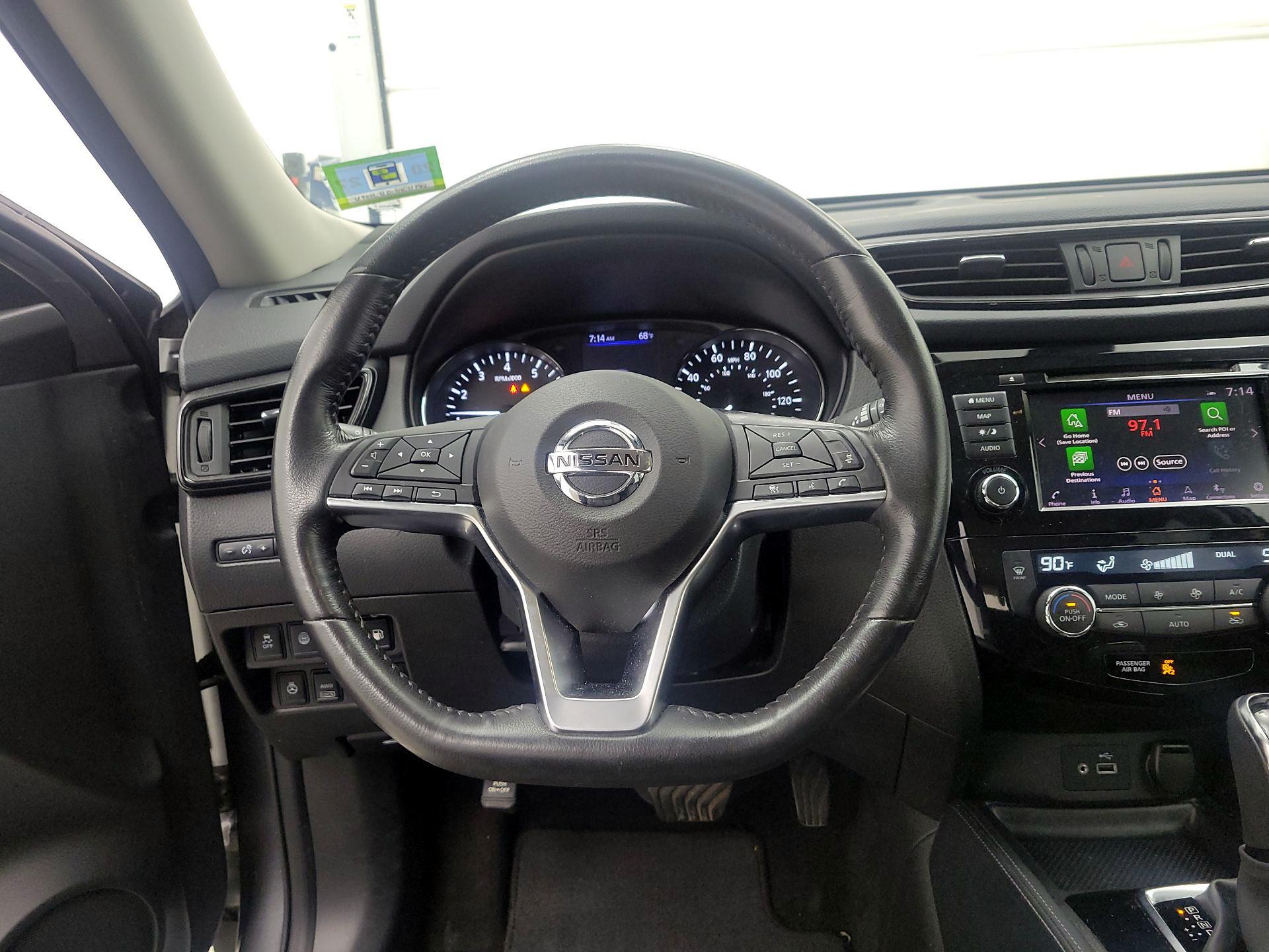 Thumbnail: 2018 Nissan Rogue - 10