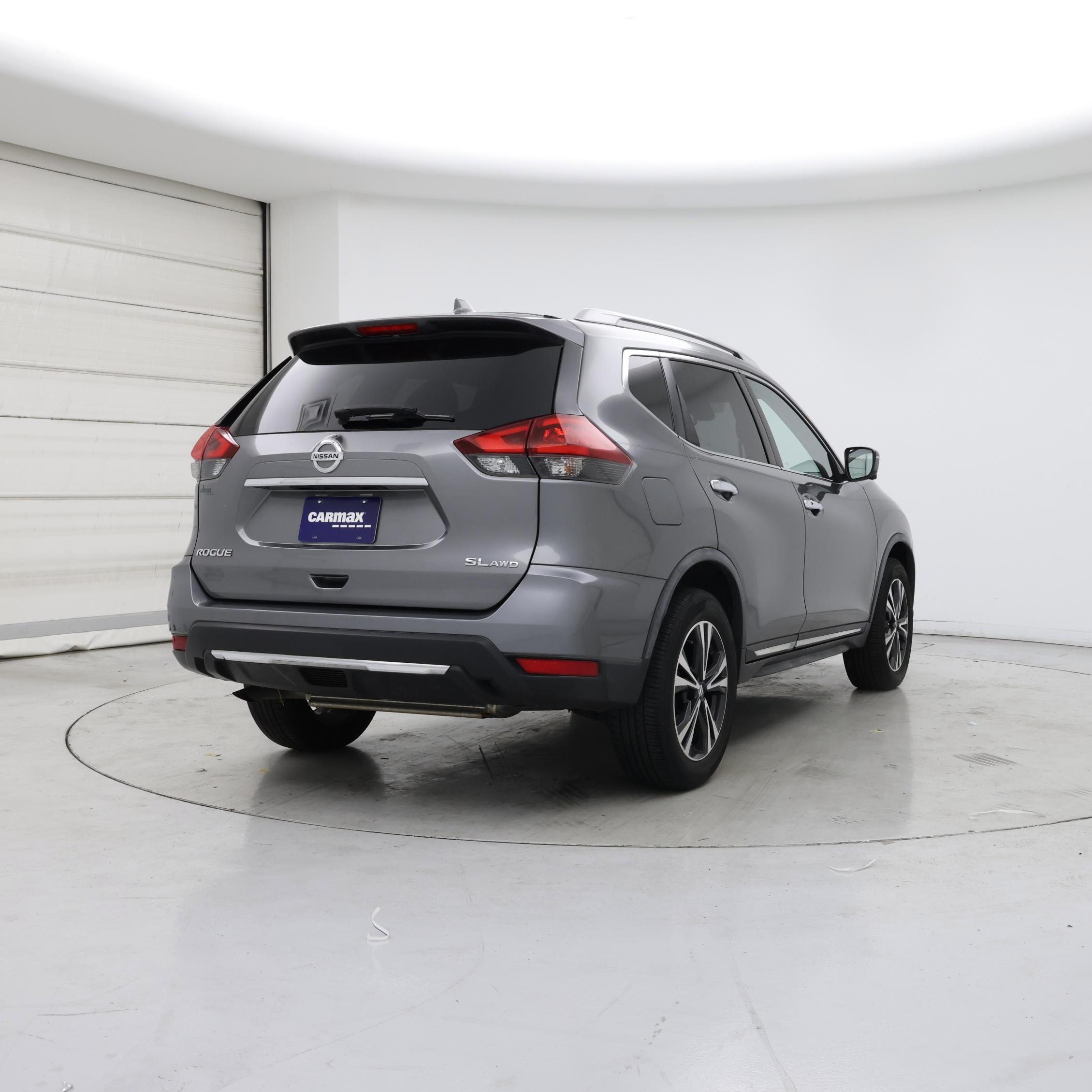 Thumbnail: 2018 Nissan Rogue - 8