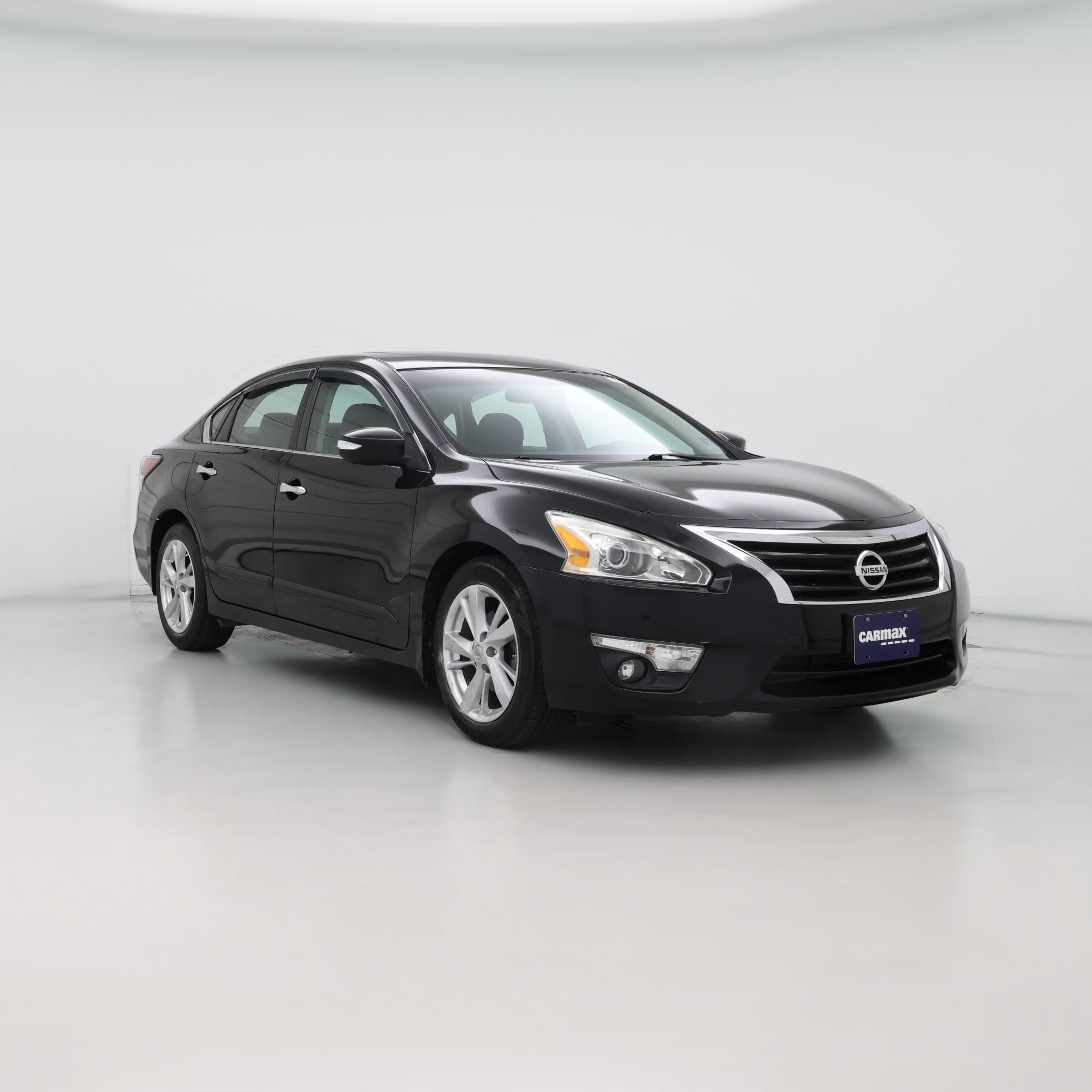 Thumbnail: 2015 Nissan Altima - 1