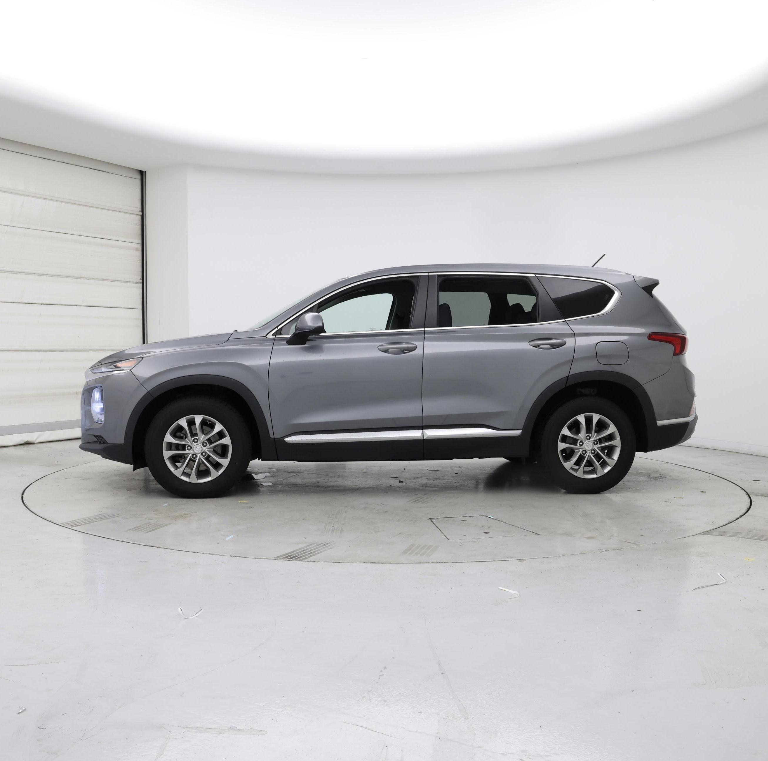Thumbnail: 2019 Hyundai Santa Fe - 3