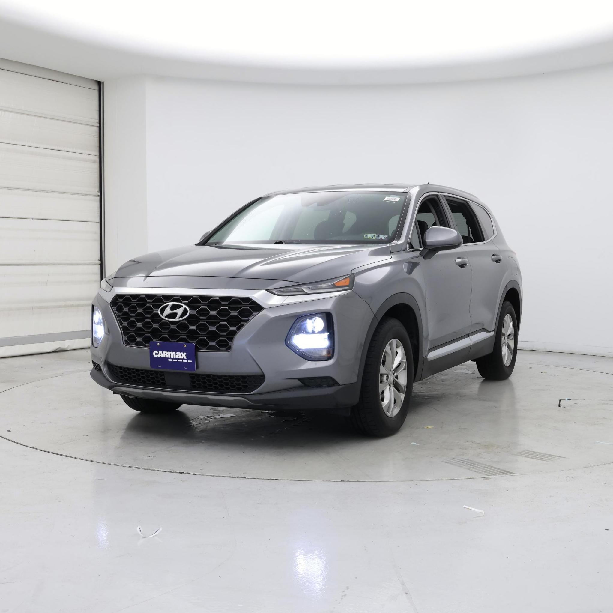 Thumbnail: 2019 Hyundai Santa Fe - 4