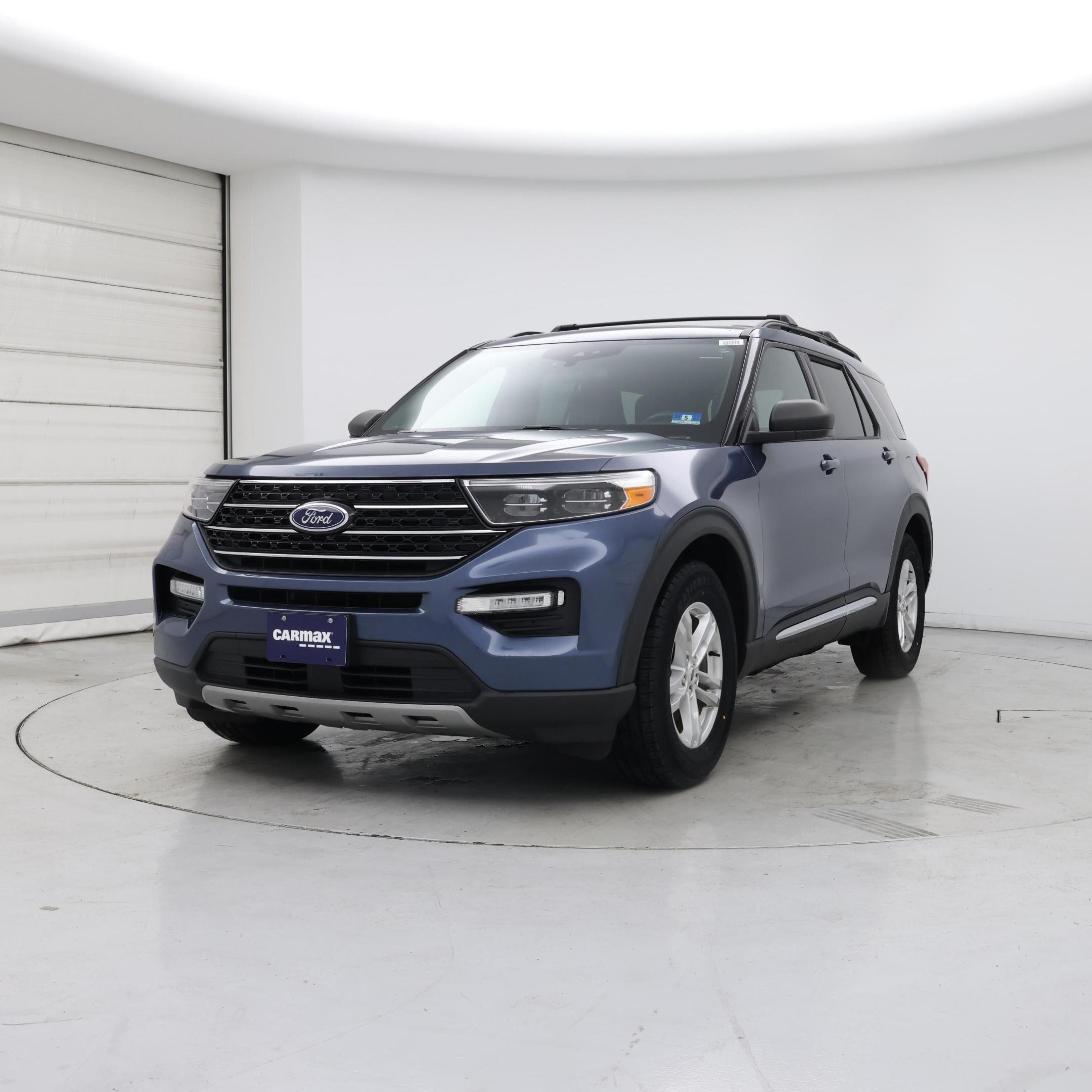 Thumbnail: 2020 Ford Explorer - 4