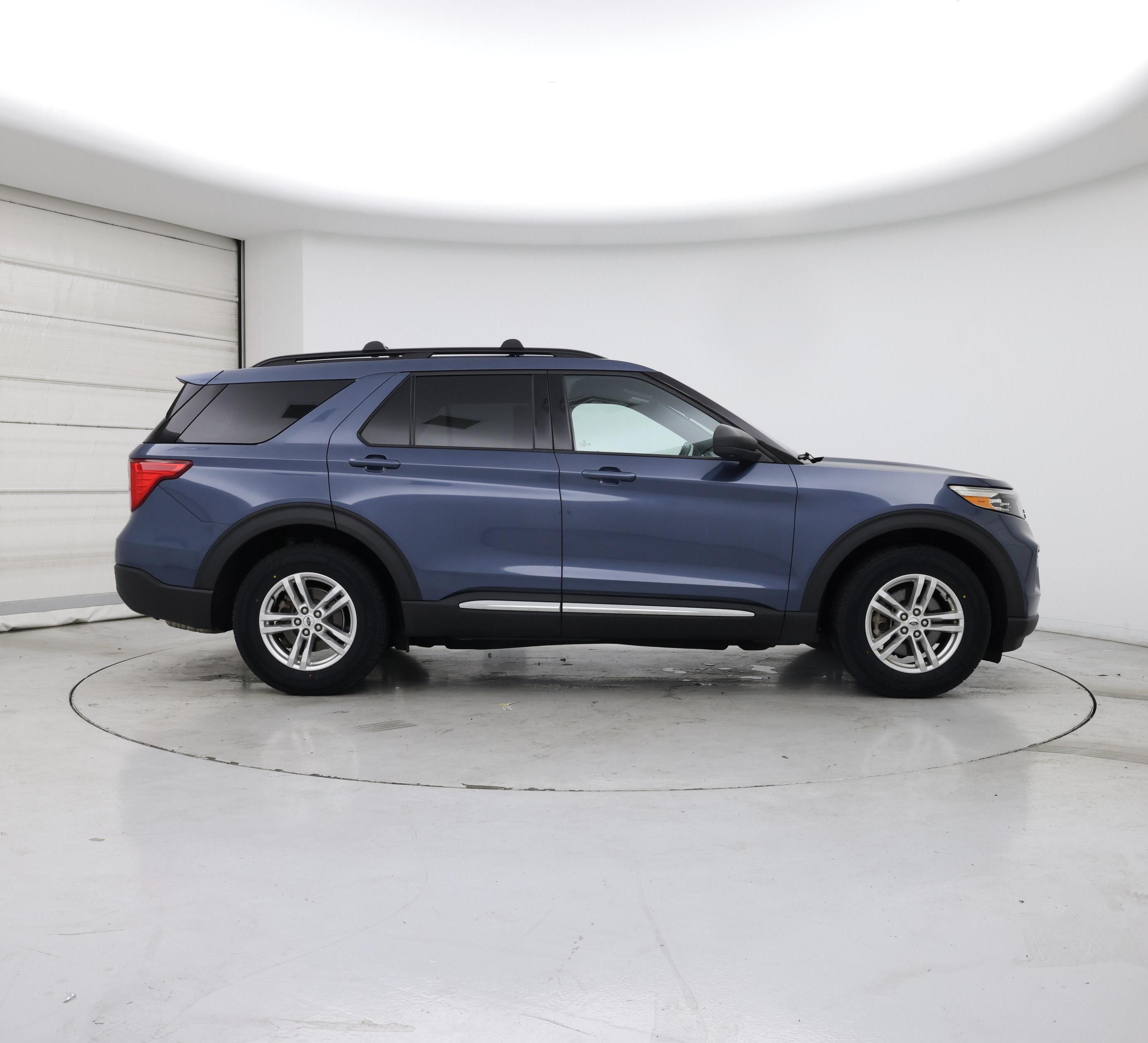 Thumbnail: 2020 Ford Explorer - 7