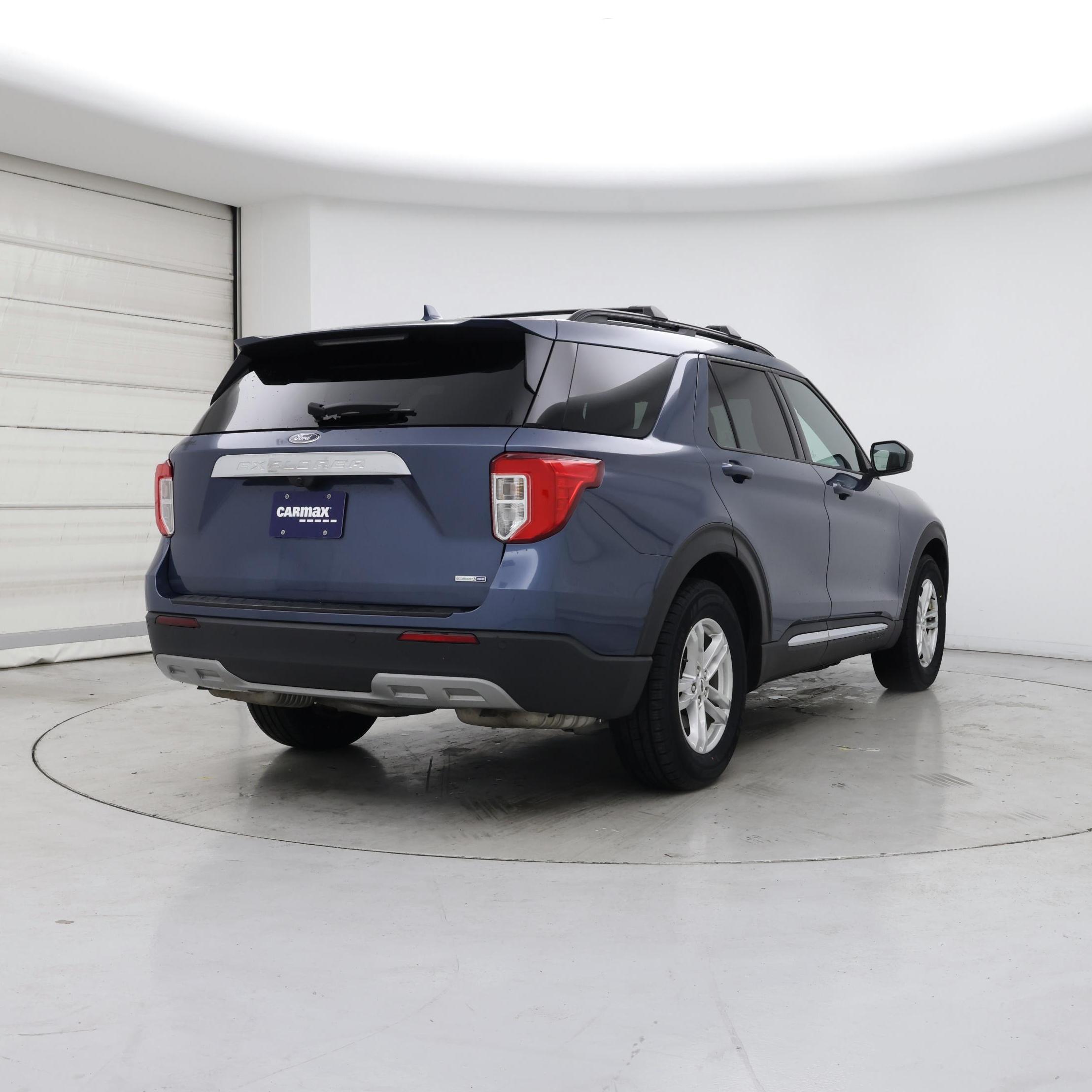 Thumbnail: 2020 Ford Explorer - 8