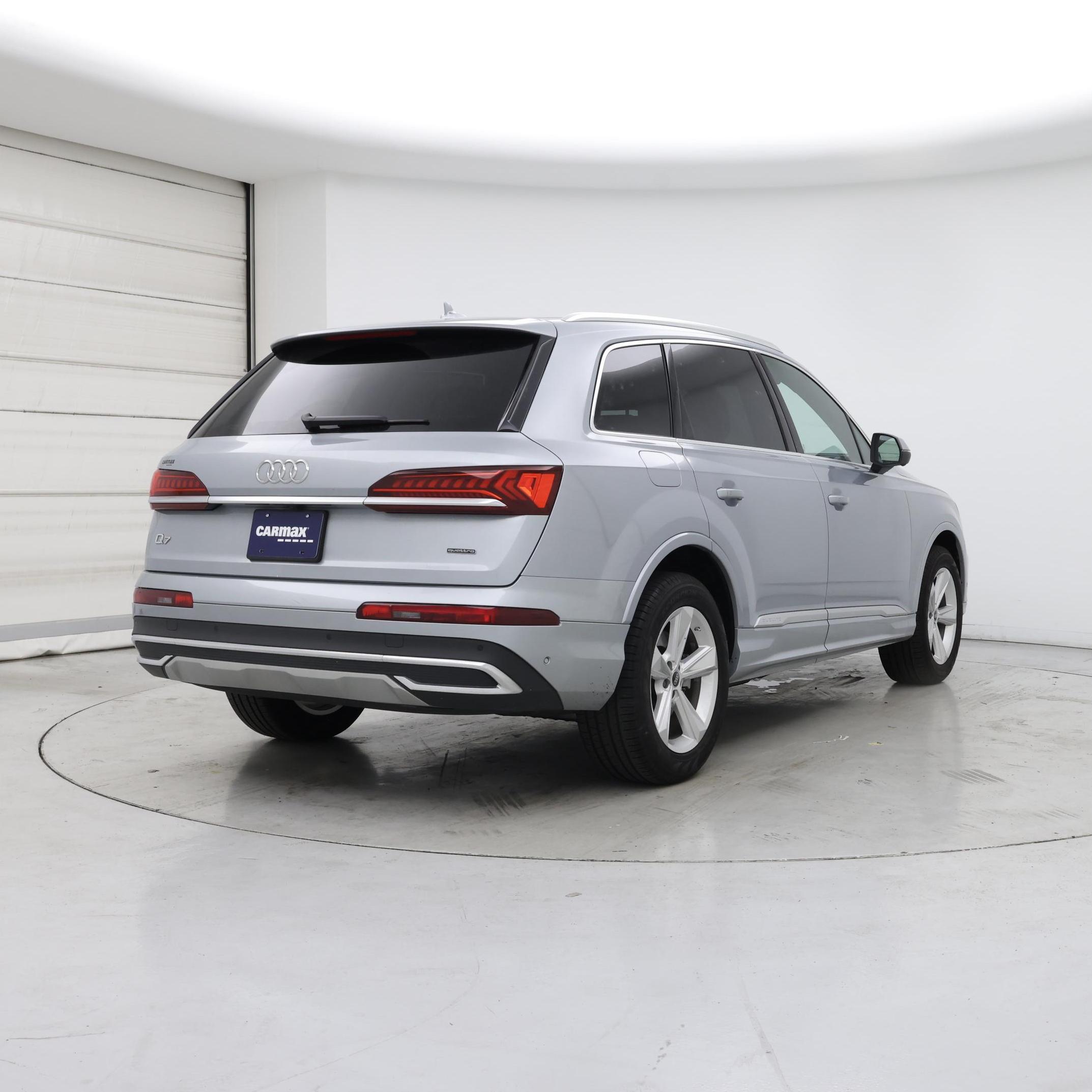 Thumbnail: 2023 Audi Q7 - 8