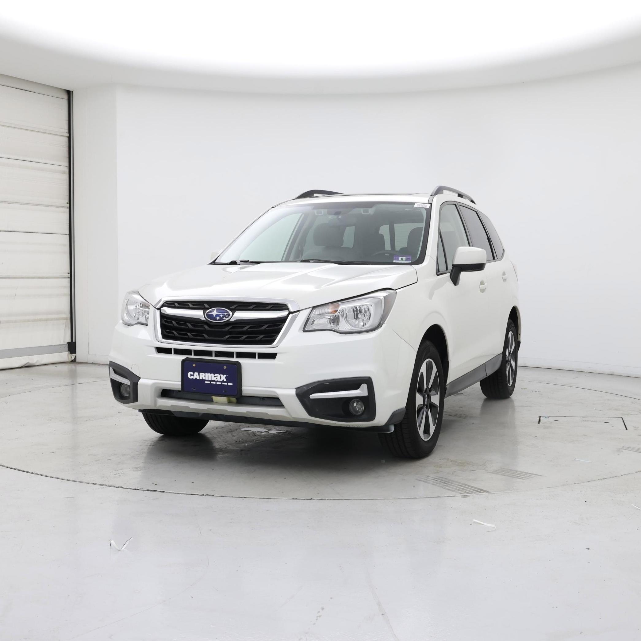 Thumbnail: 2017 Subaru Forester - 4