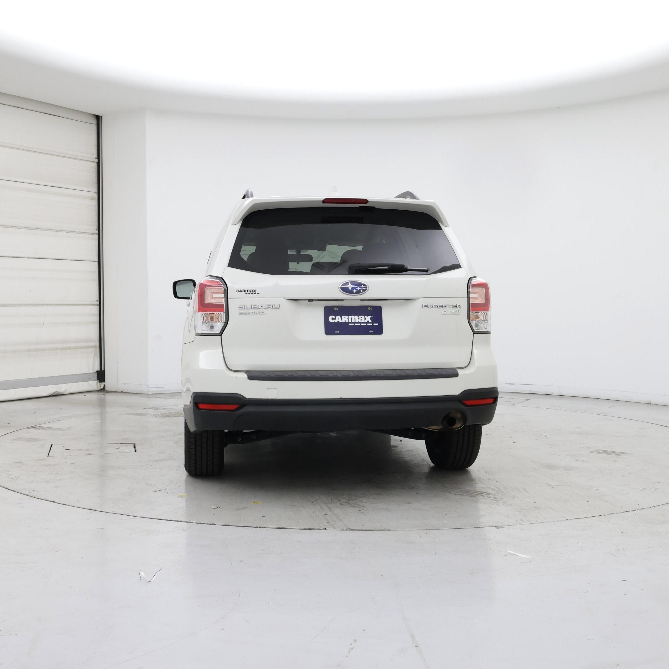 Thumbnail: 2017 Subaru Forester - 6