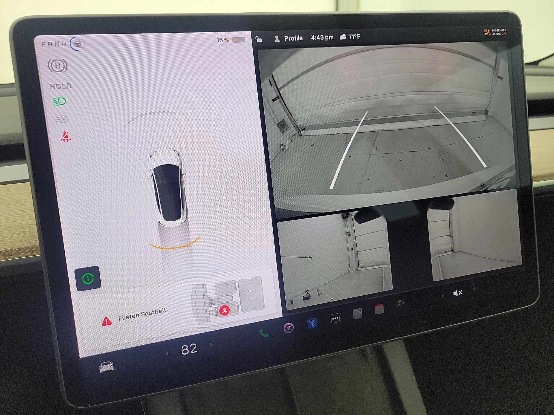 Thumbnail: 2022 Tesla Model 3 - 14