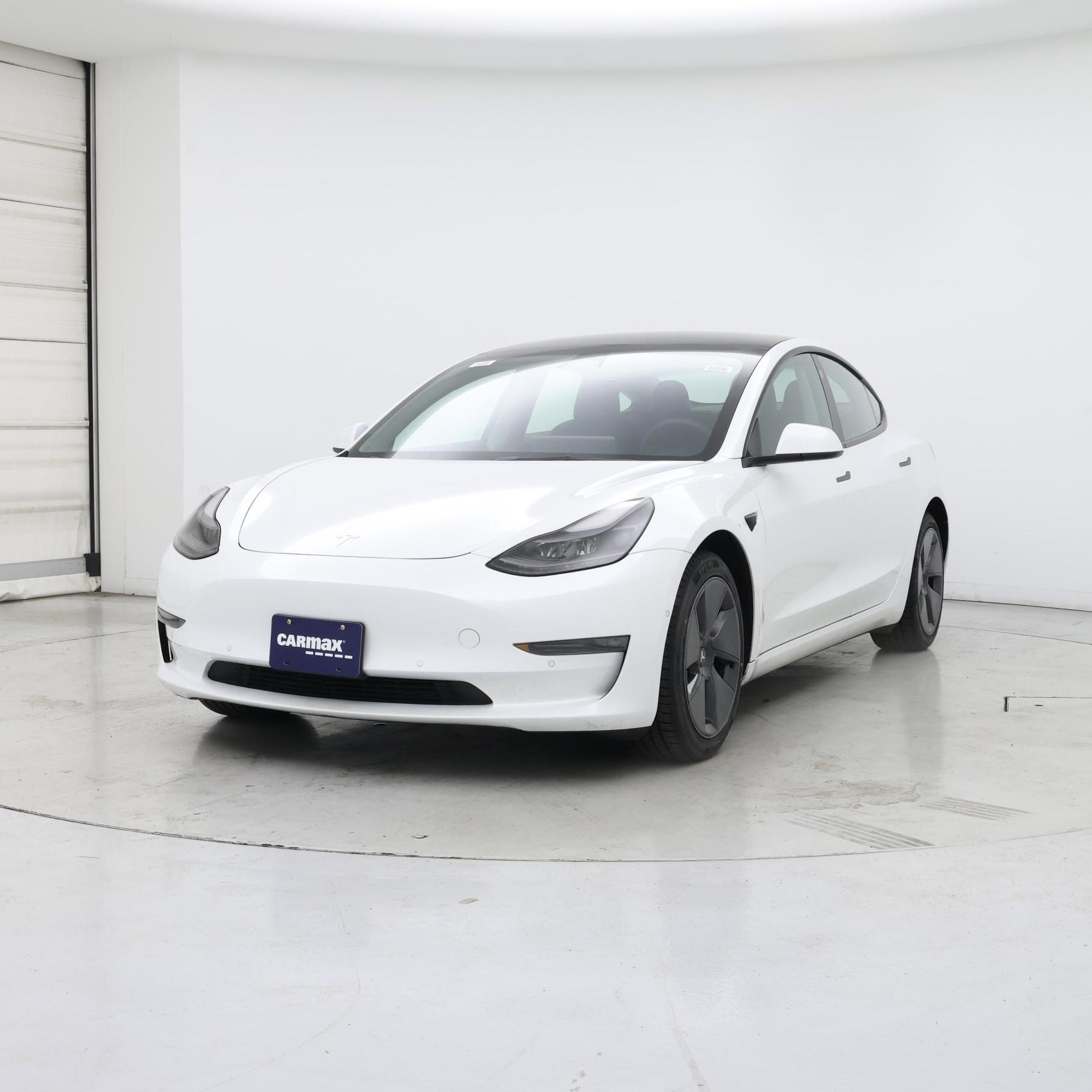 Thumbnail: 2022 Tesla Model 3 - 4