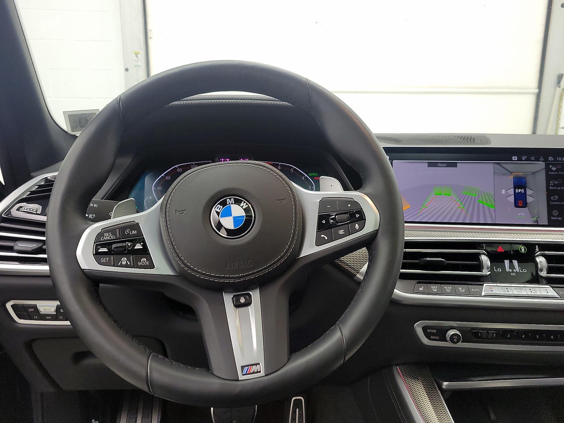 Thumbnail: 2022 BMW X5 - 10