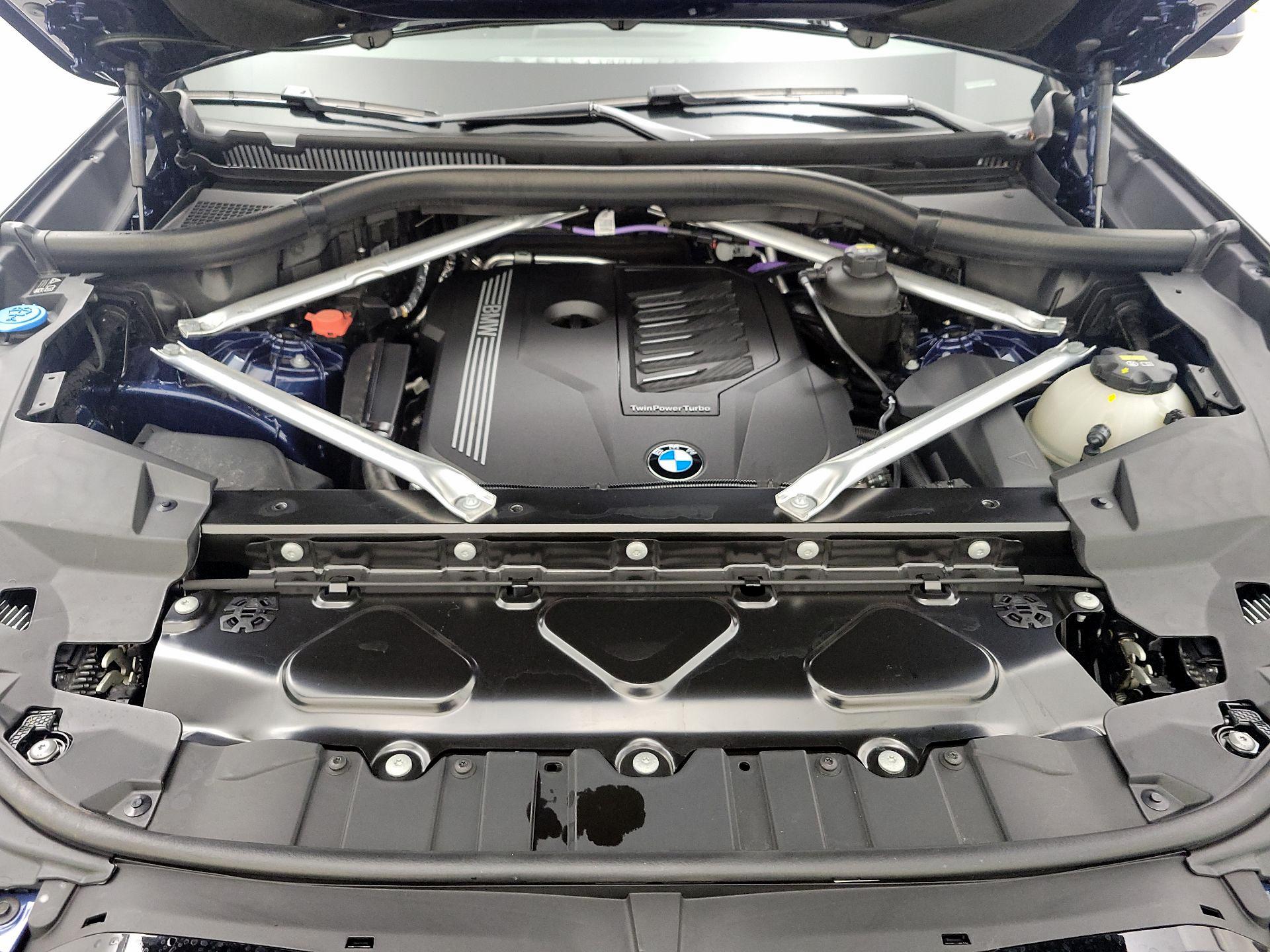Thumbnail: 2022 BMW X5 - 20