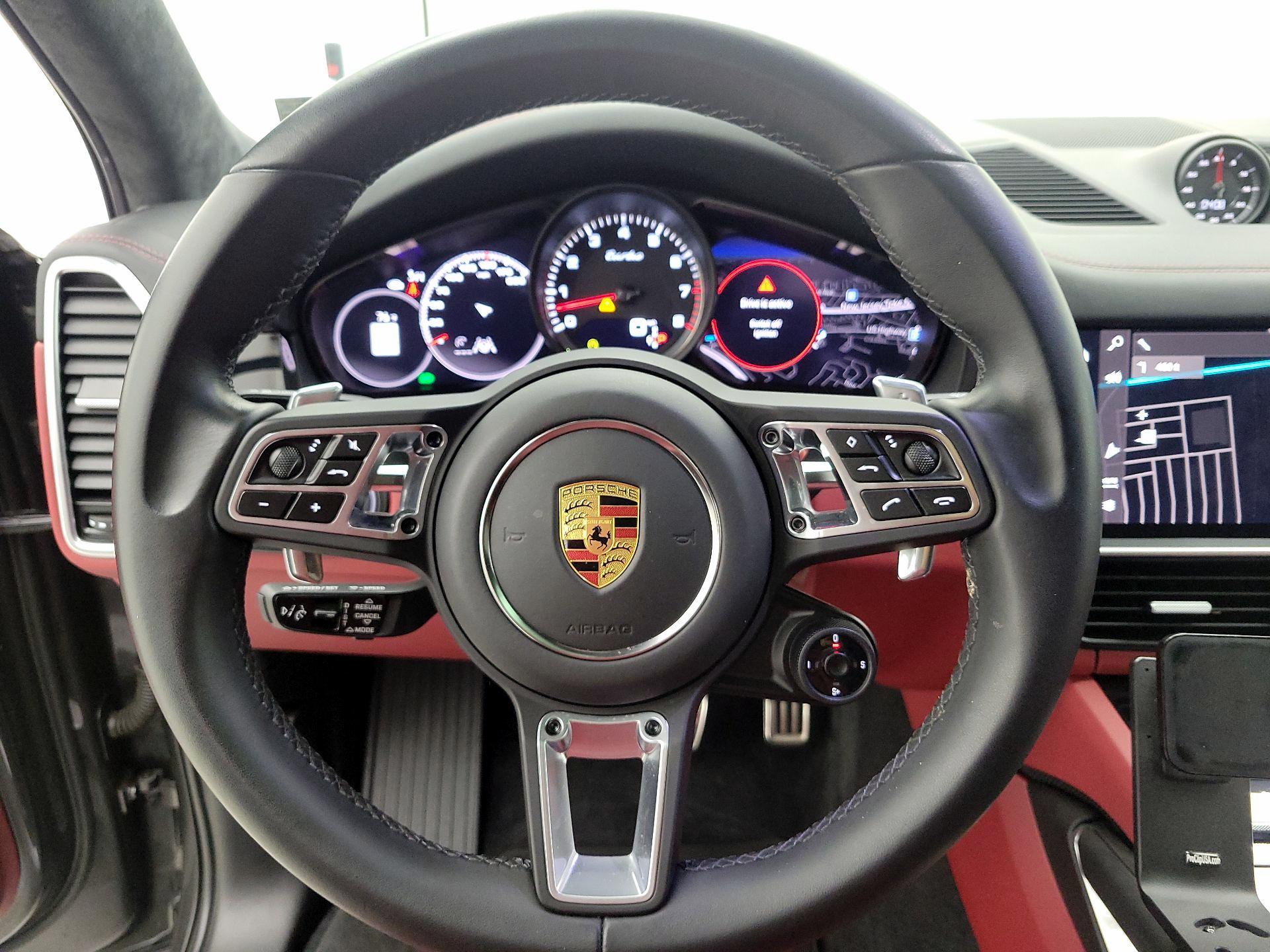 Thumbnail: 2023 Porsche Cayenne - 10