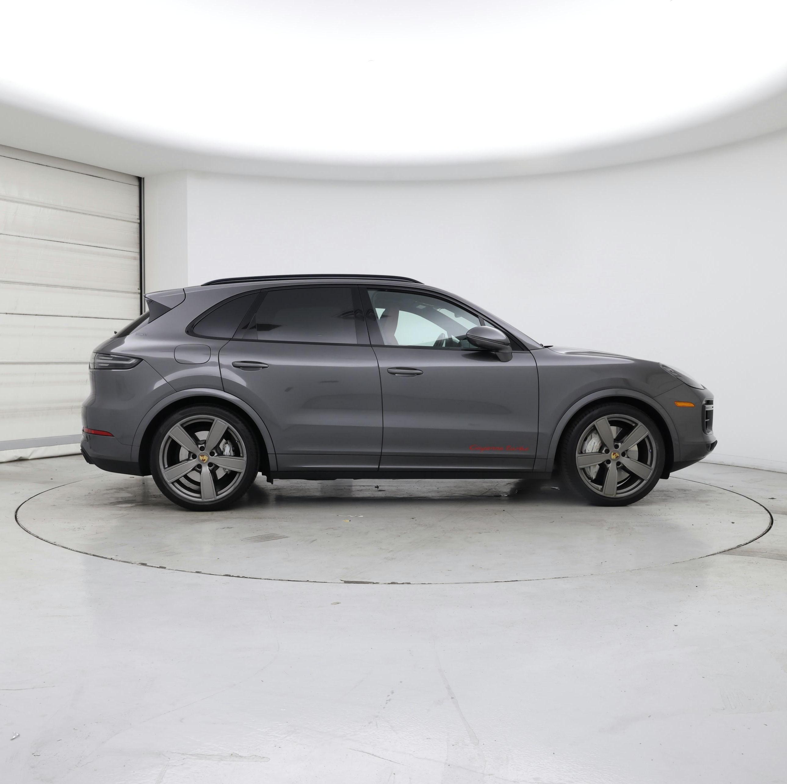 Thumbnail: 2023 Porsche Cayenne - 7