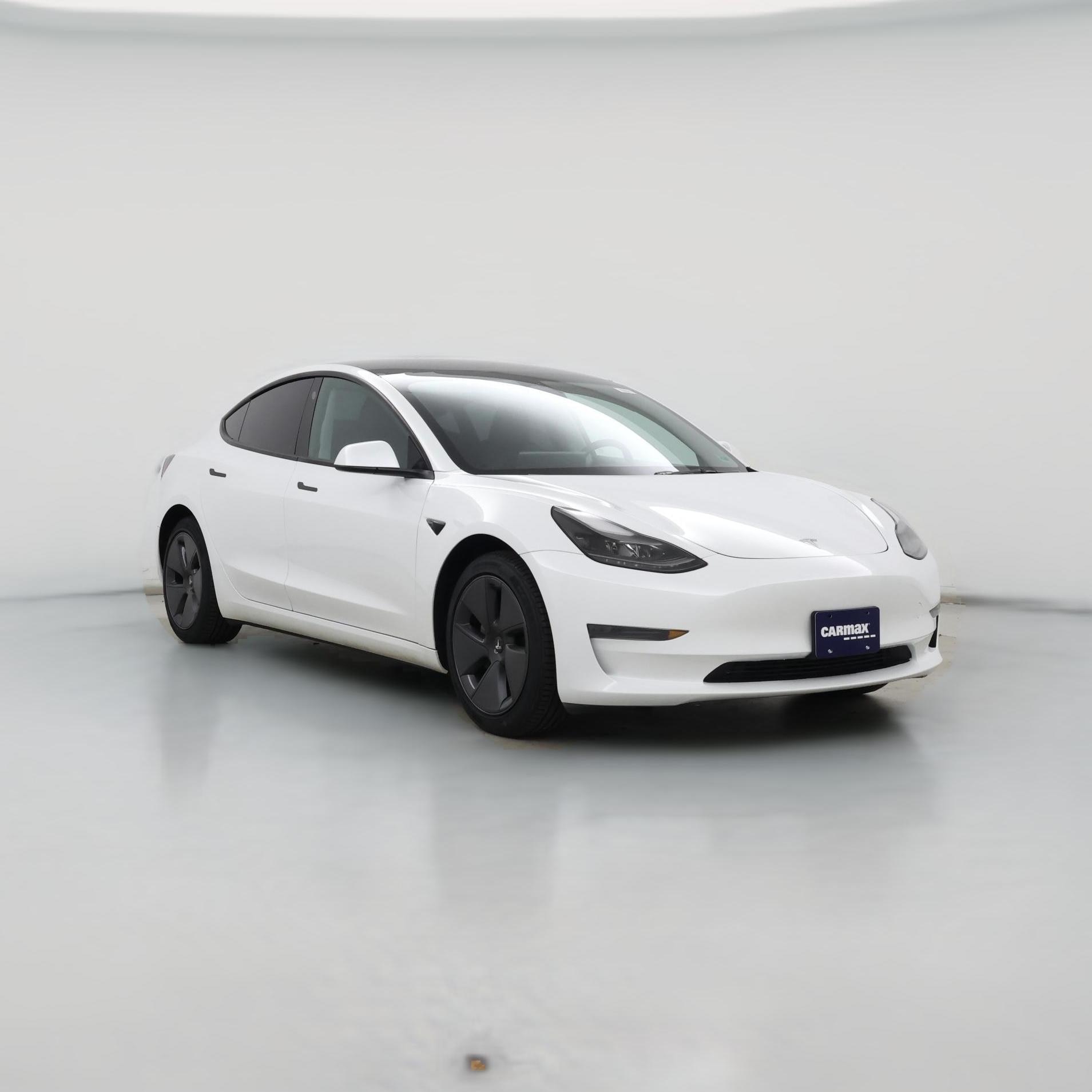 Thumbnail: 2023 Tesla Model 3 - 1