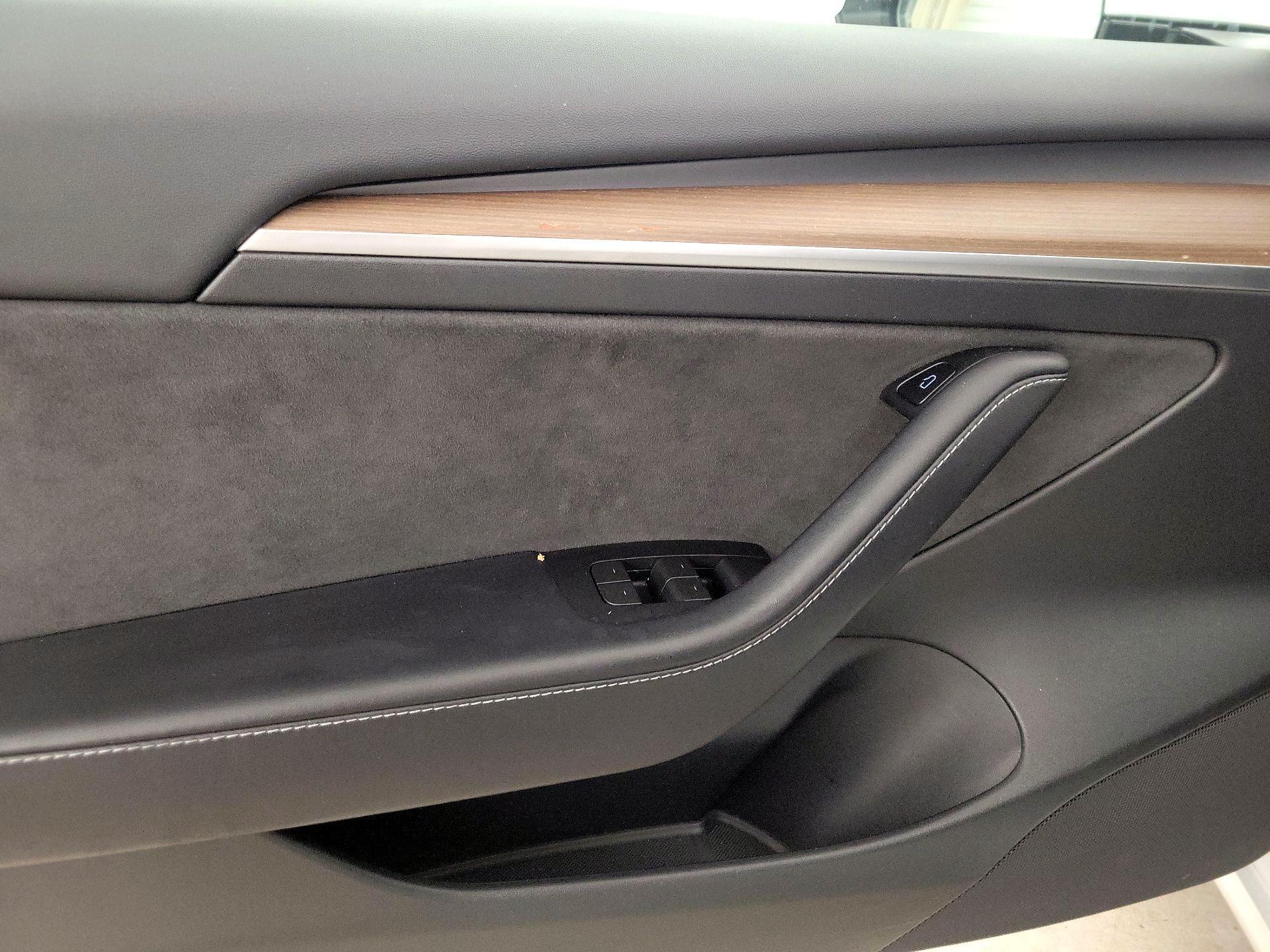 Thumbnail: 2023 Tesla Model 3 - 12