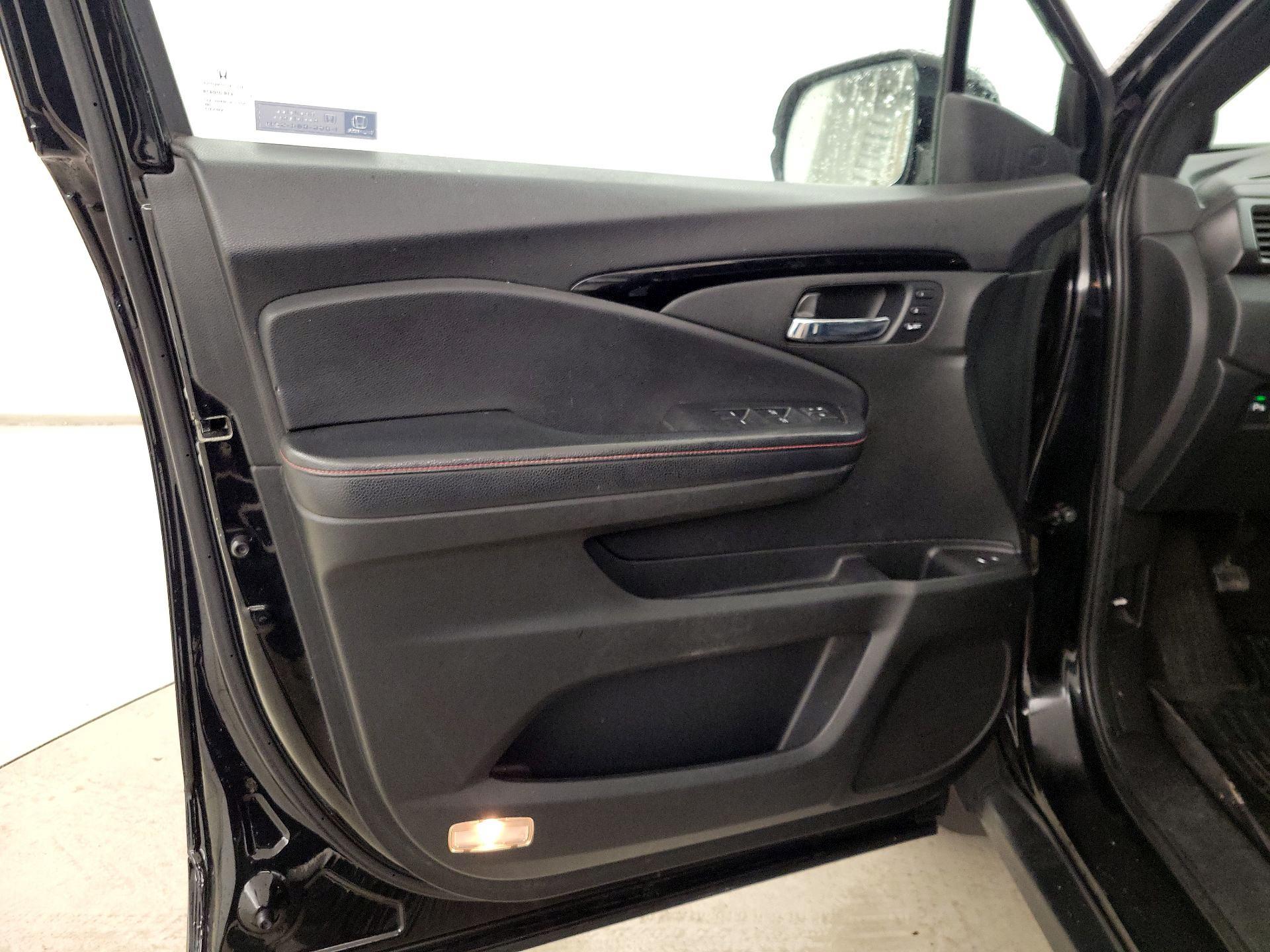 Thumbnail: 2021 Honda Pilot - 12