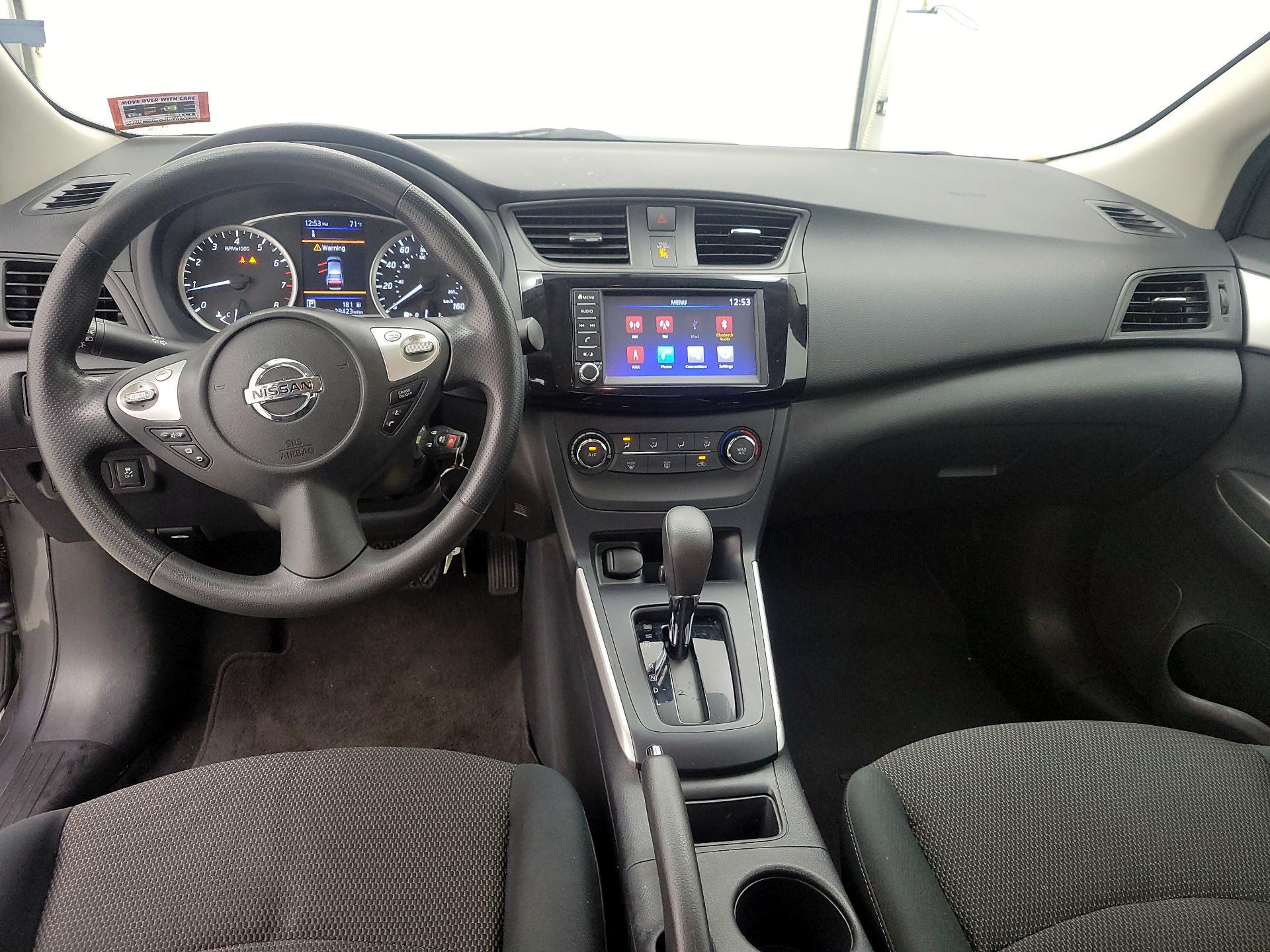 Thumbnail: 2019 Nissan Sentra - 9