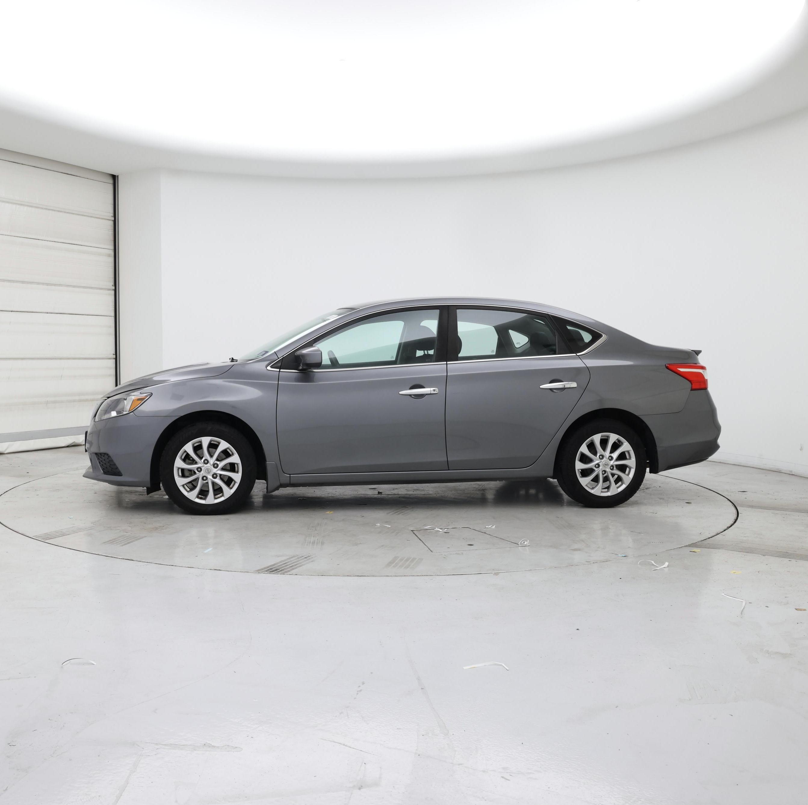 Thumbnail: 2019 Nissan Sentra - 3