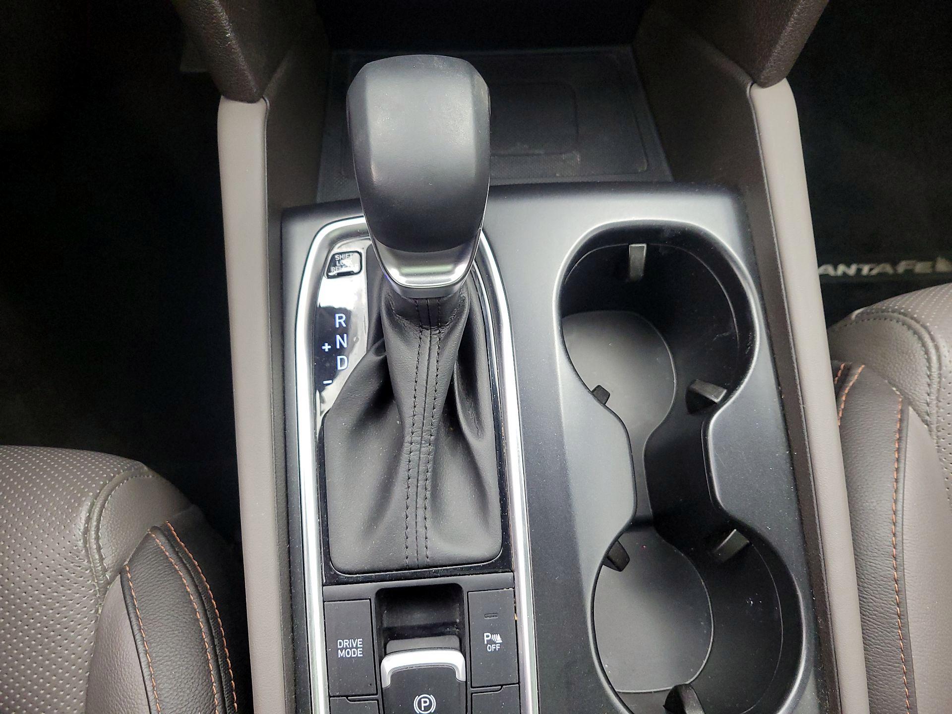 Thumbnail: 2020 Hyundai Santa Fe - 17