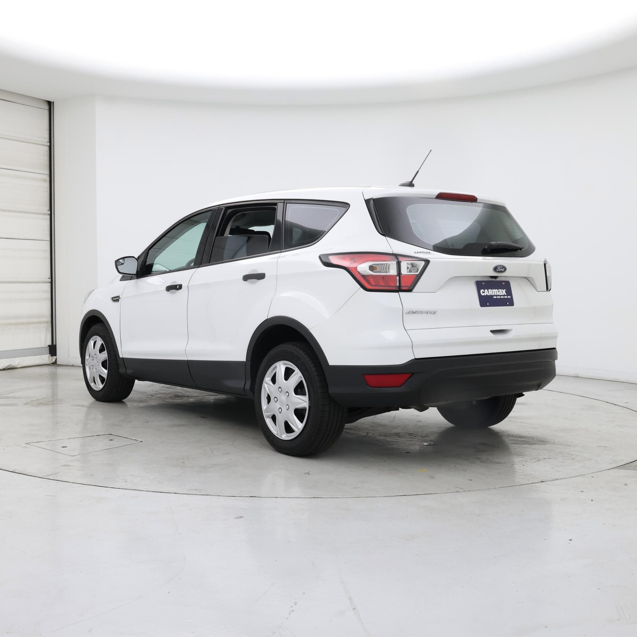 Thumbnail: 2018 Ford Escape - 2