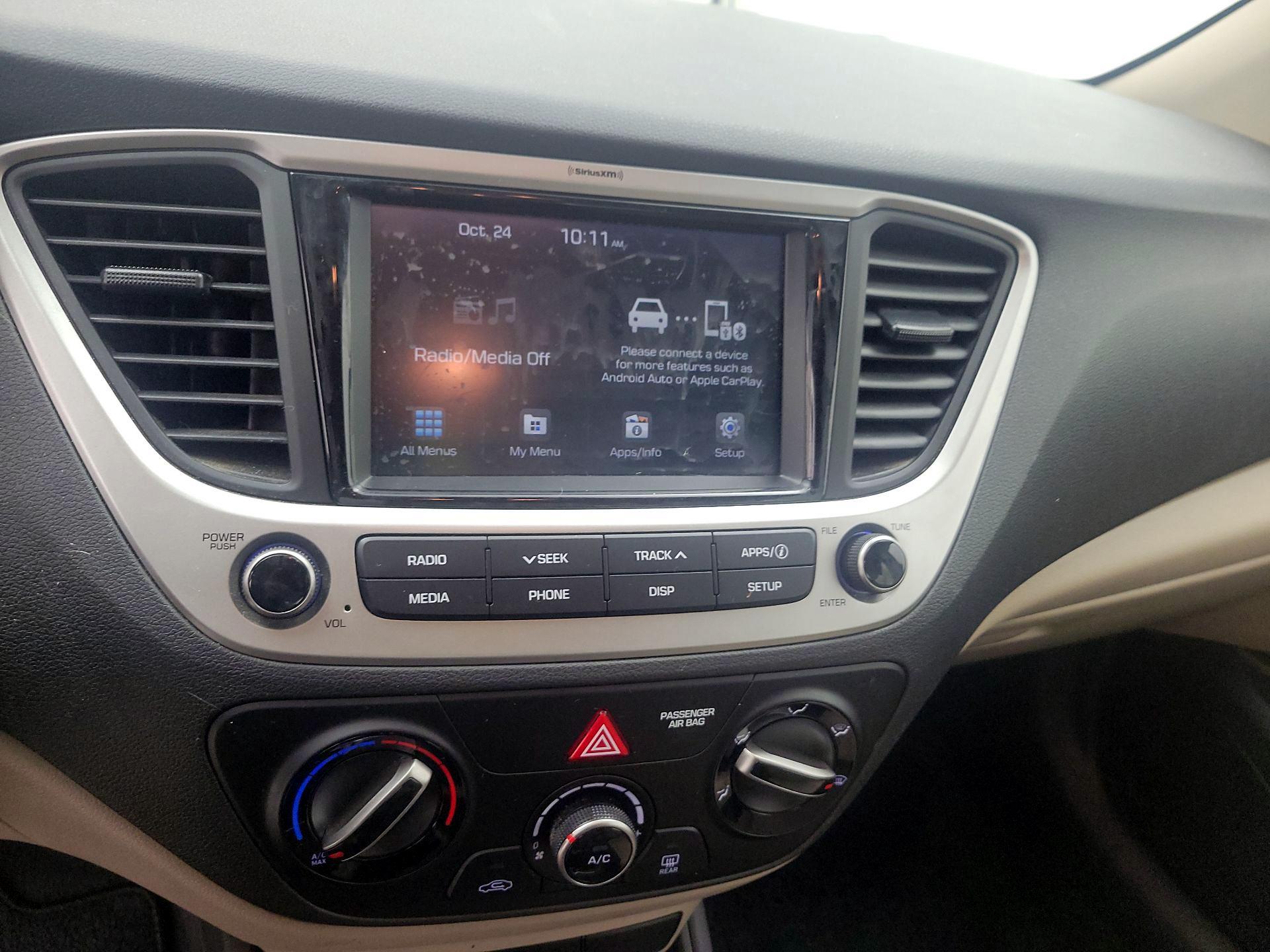 Thumbnail: 2022 Hyundai Accent - 15