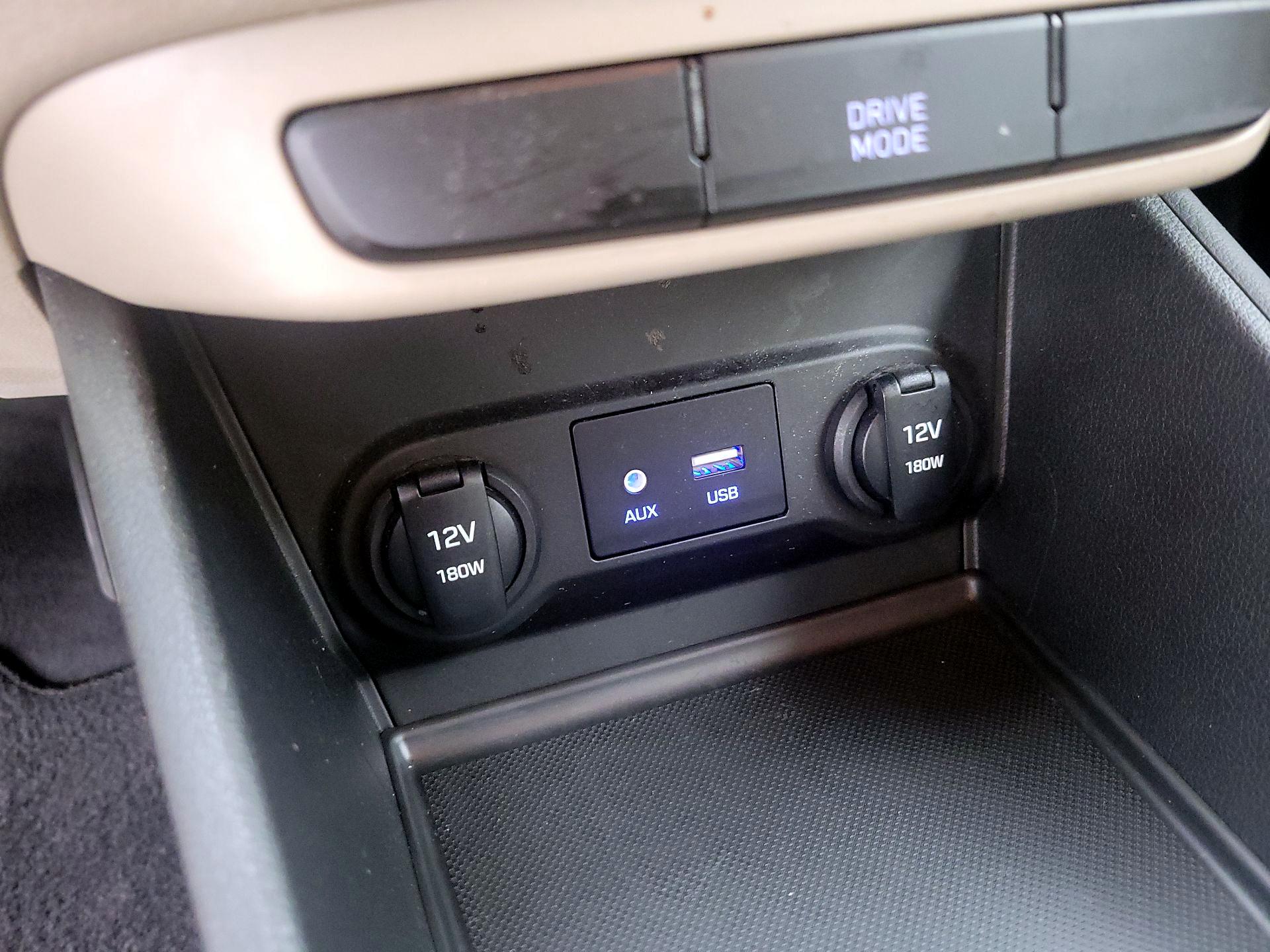 Thumbnail: 2022 Hyundai Accent - 18