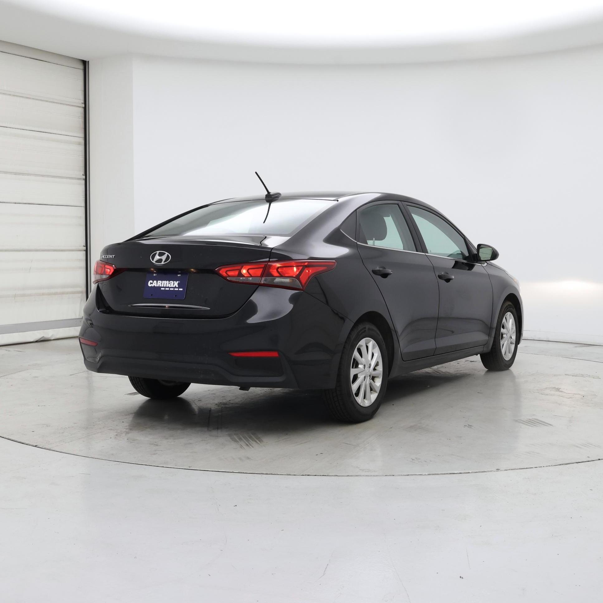 Thumbnail: 2022 Hyundai Accent - 8