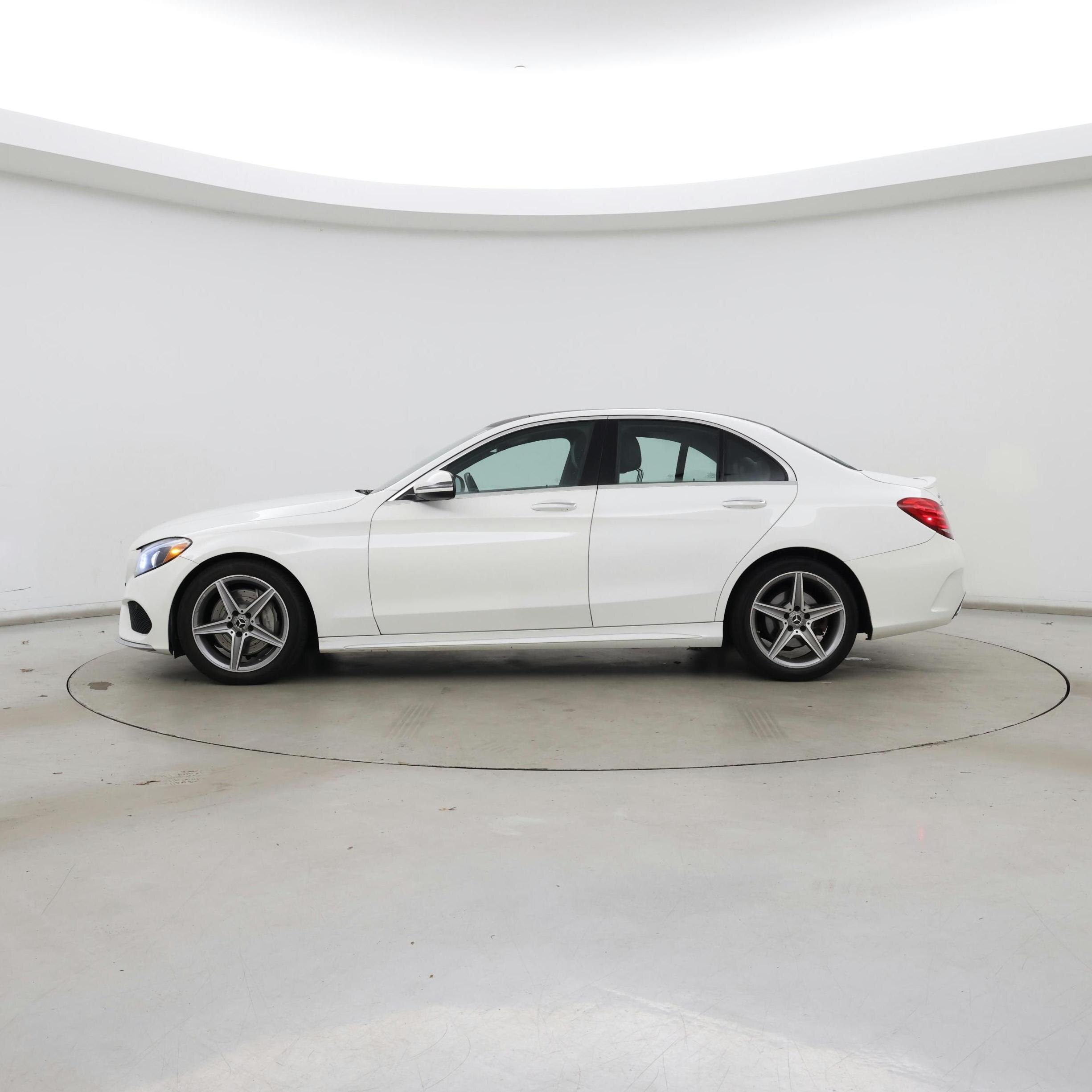 Thumbnail: 2017 Mercedes-Benz C-Class - 3