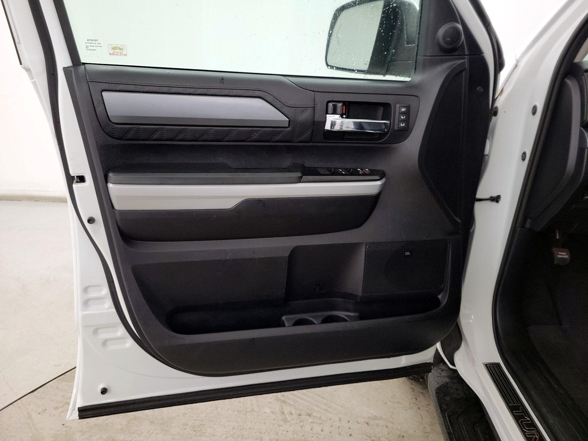 Thumbnail: 2020 Toyota Tundra - 12