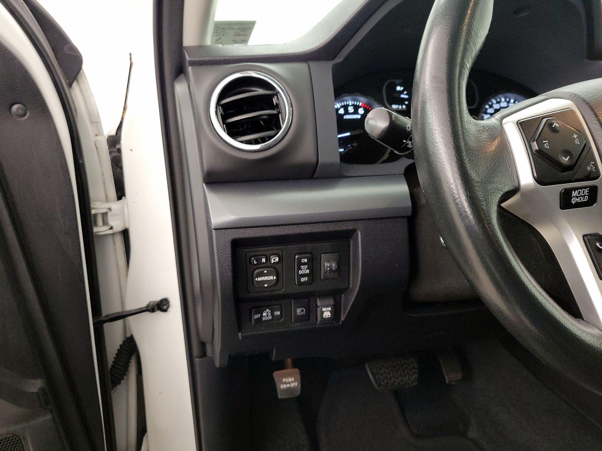 Thumbnail: 2020 Toyota Tundra - 13