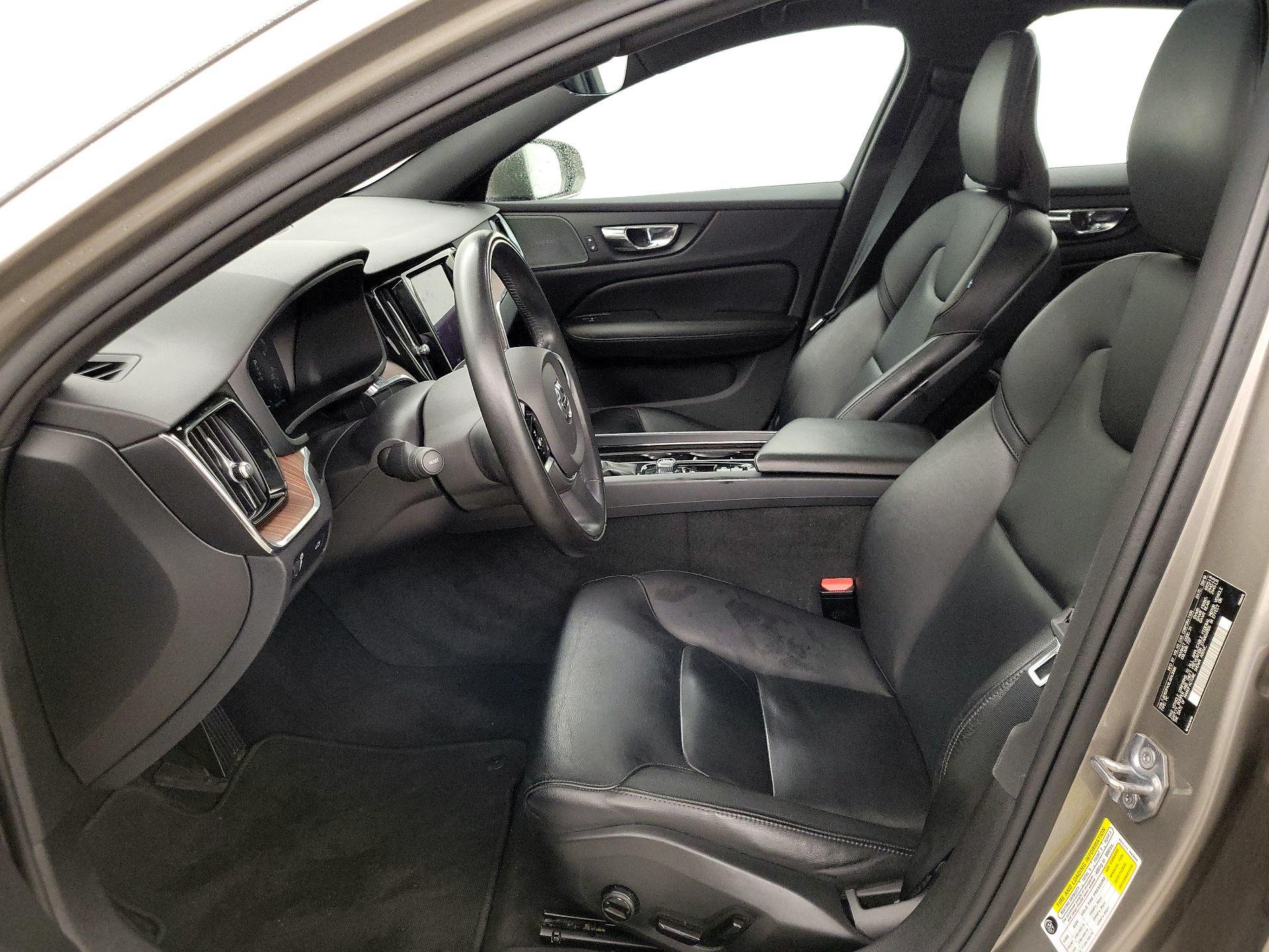 Thumbnail: 2020 Volvo S60 - 11