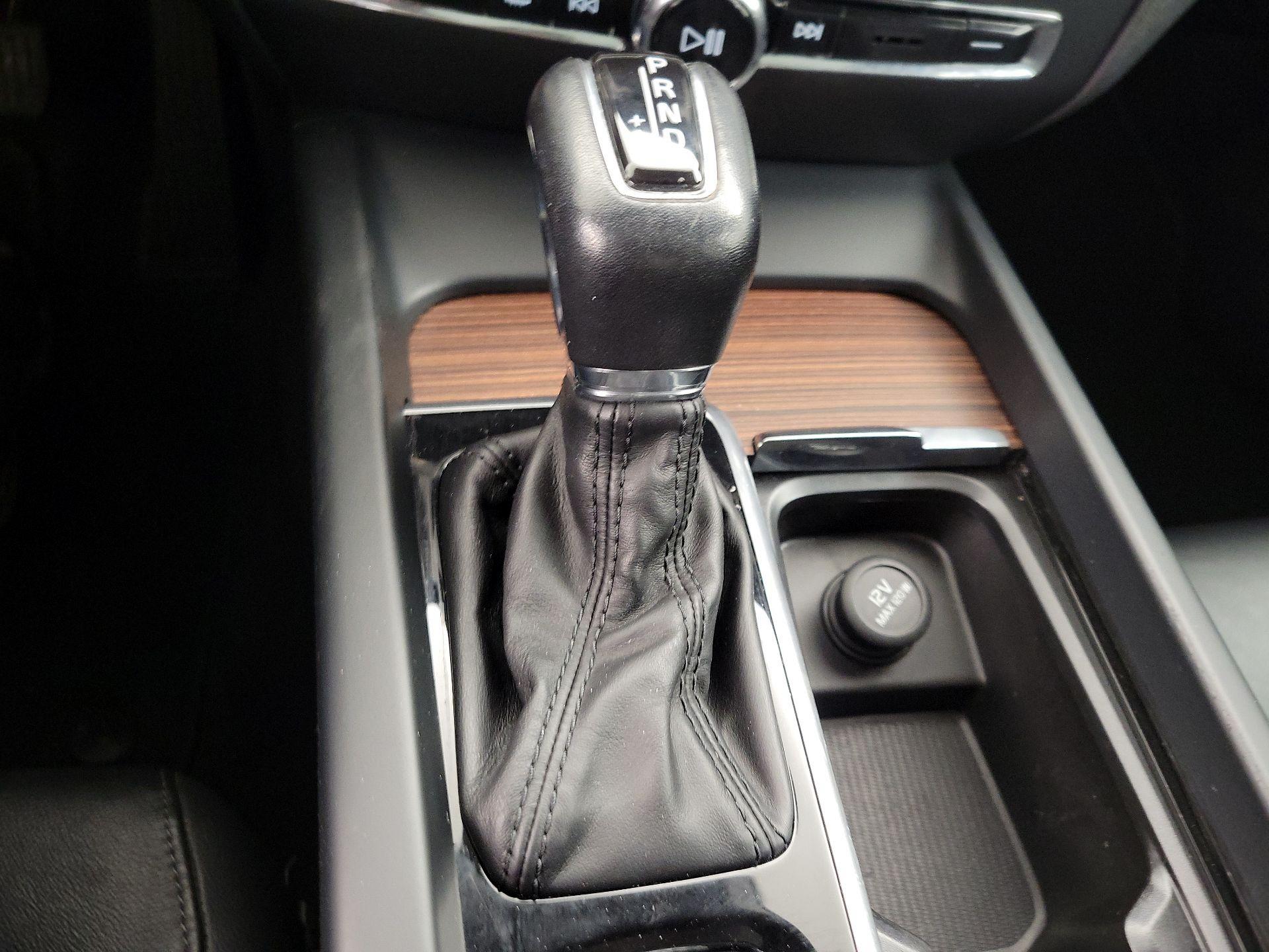 Thumbnail: 2020 Volvo S60 - 18