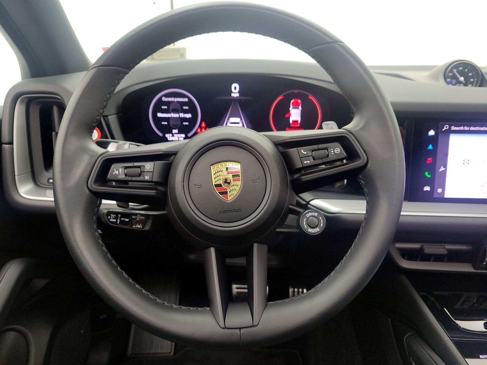 Thumbnail: 2024 Porsche Cayenne - 10