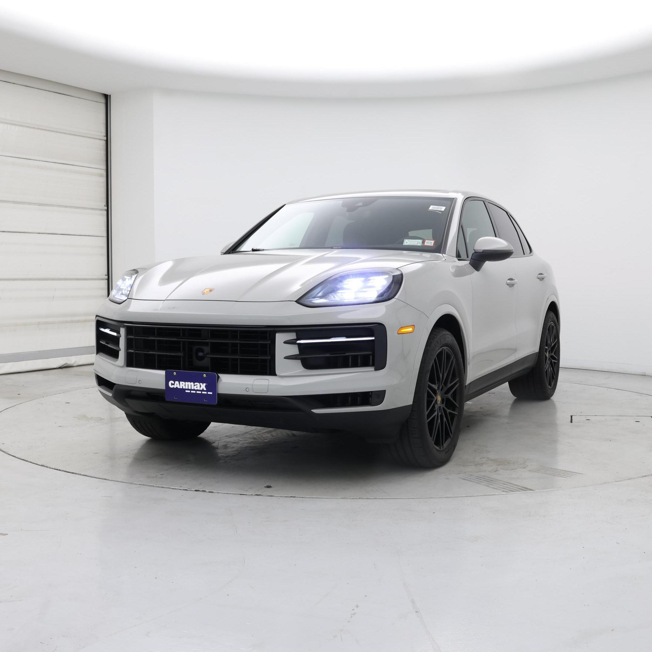 Thumbnail: 2024 Porsche Cayenne - 4