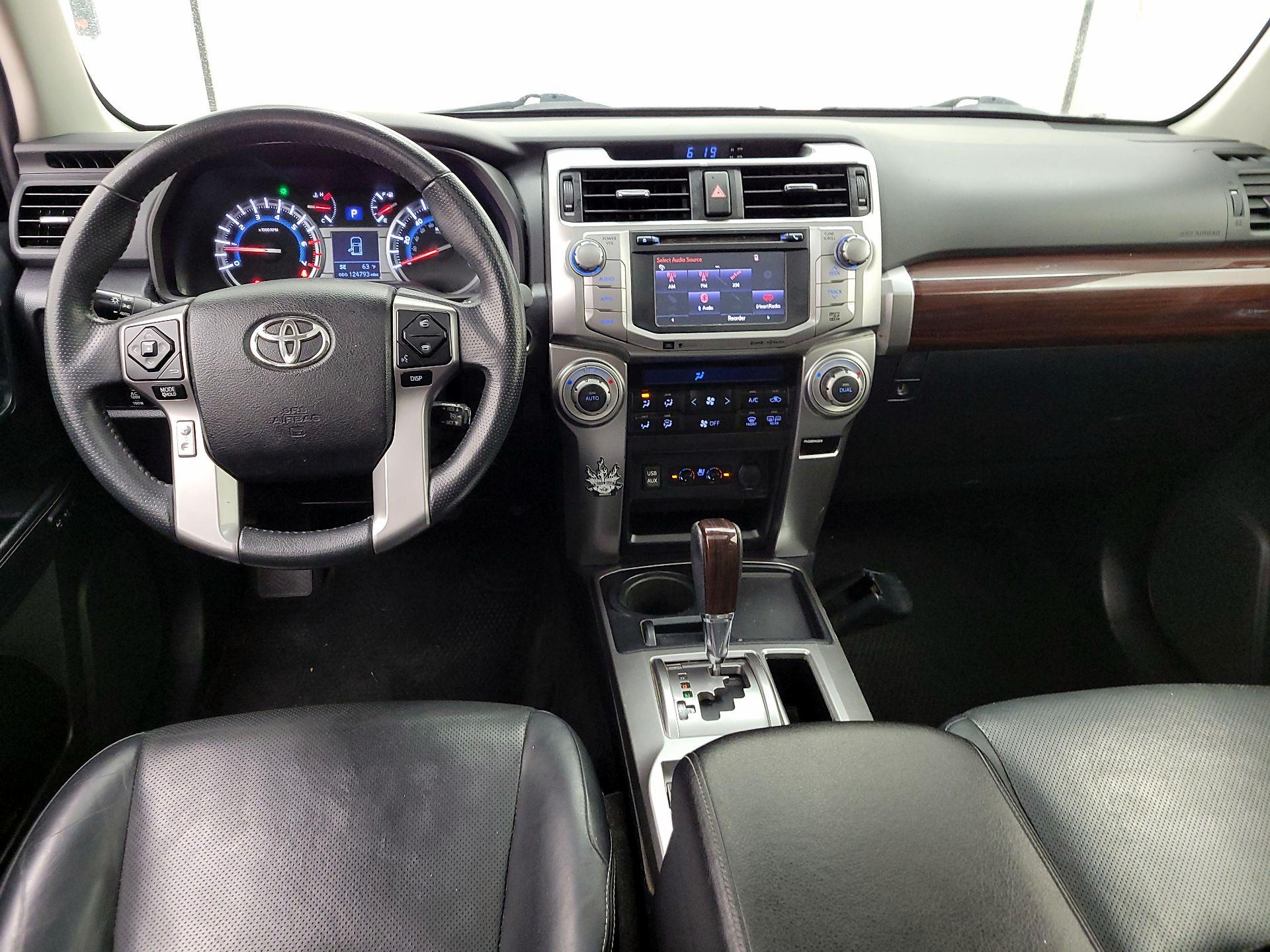 Thumbnail: 2016 Toyota 4Runner - 9