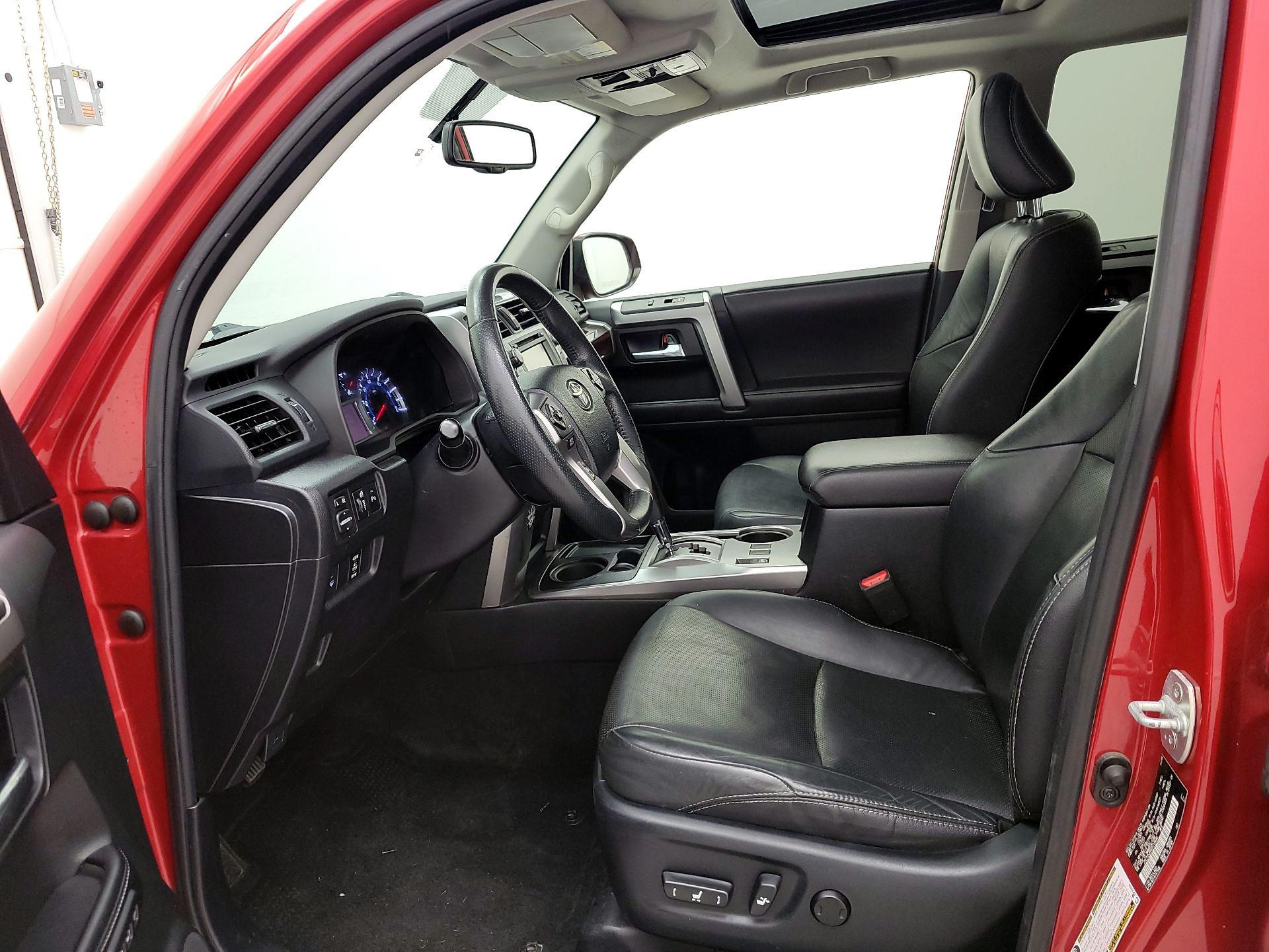 Thumbnail: 2016 Toyota 4Runner - 11