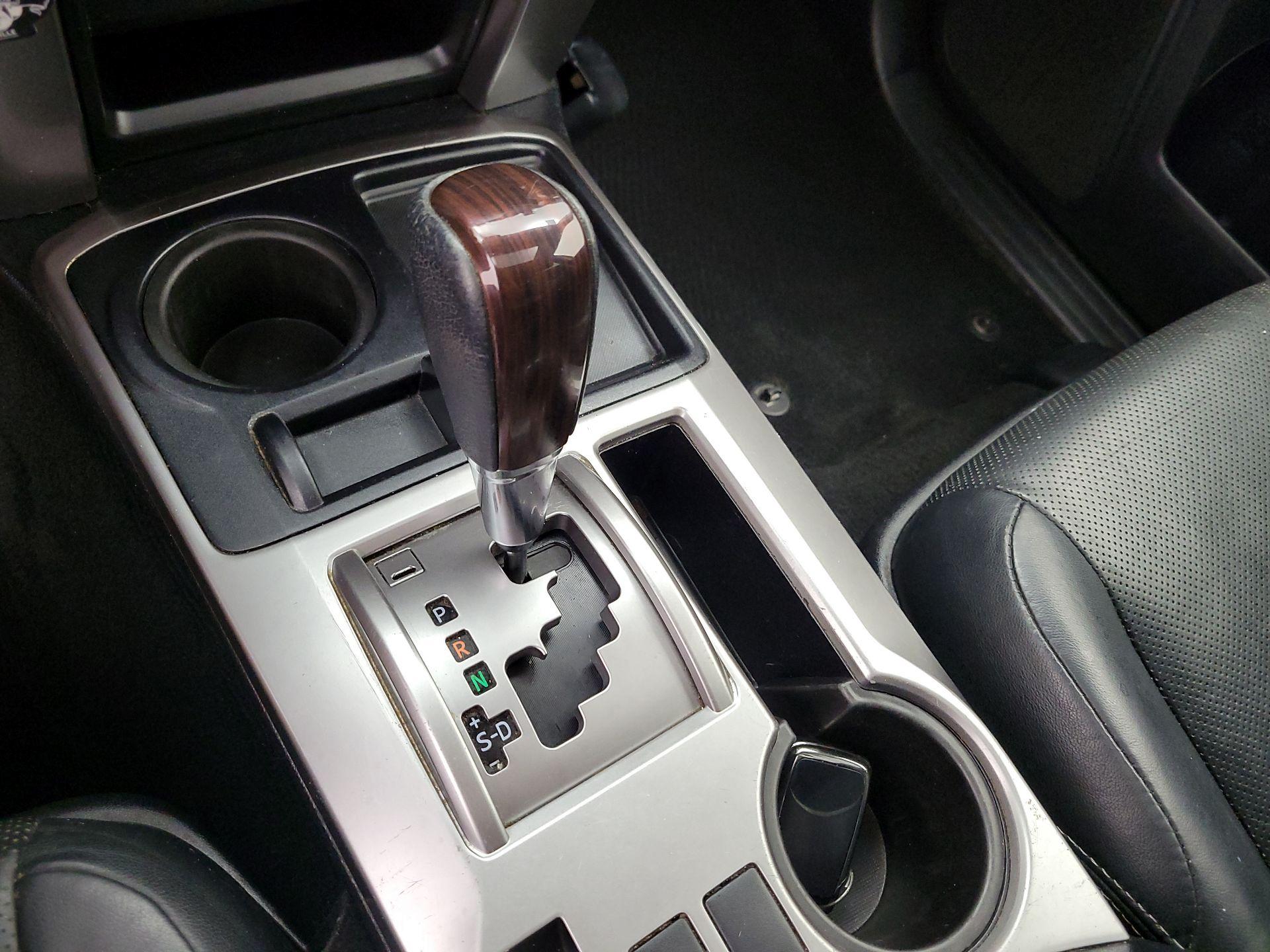 Thumbnail: 2016 Toyota 4Runner - 17