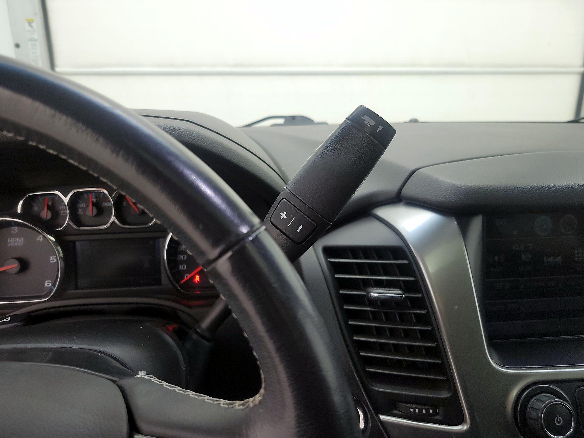 Thumbnail: 2020 Chevrolet Suburban - 17