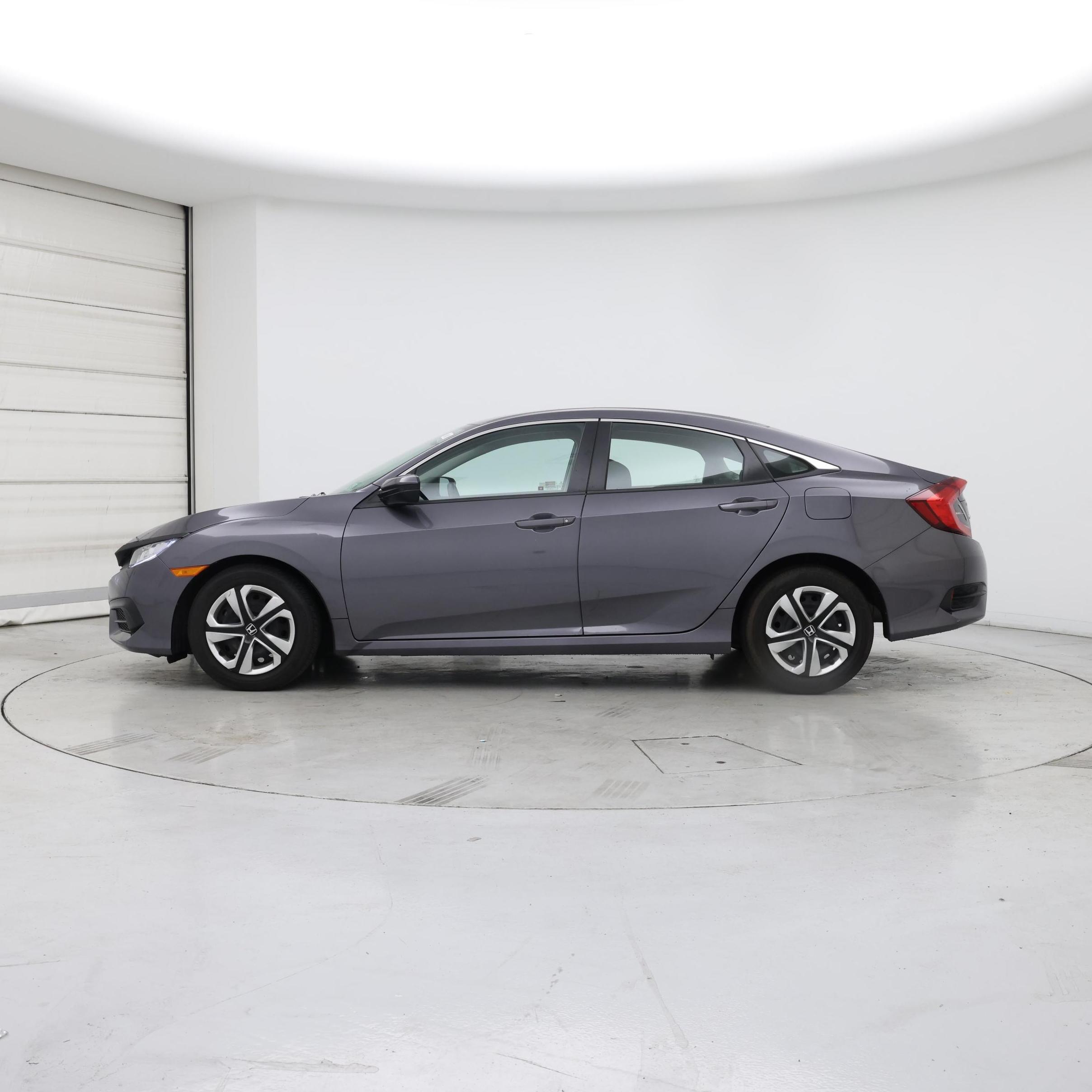 Thumbnail: 2018 Honda Civic - 3