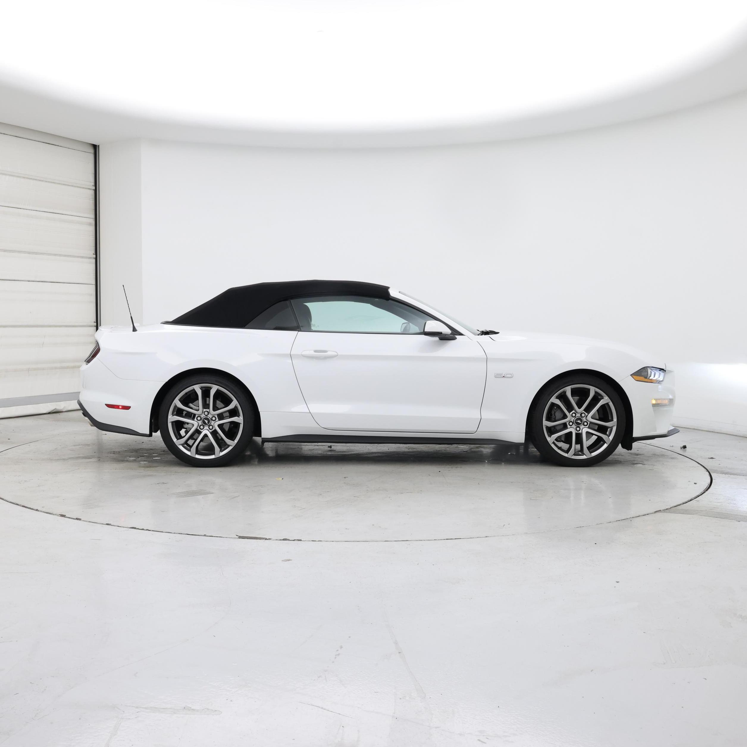 Thumbnail: 2021 Ford Mustang - 7